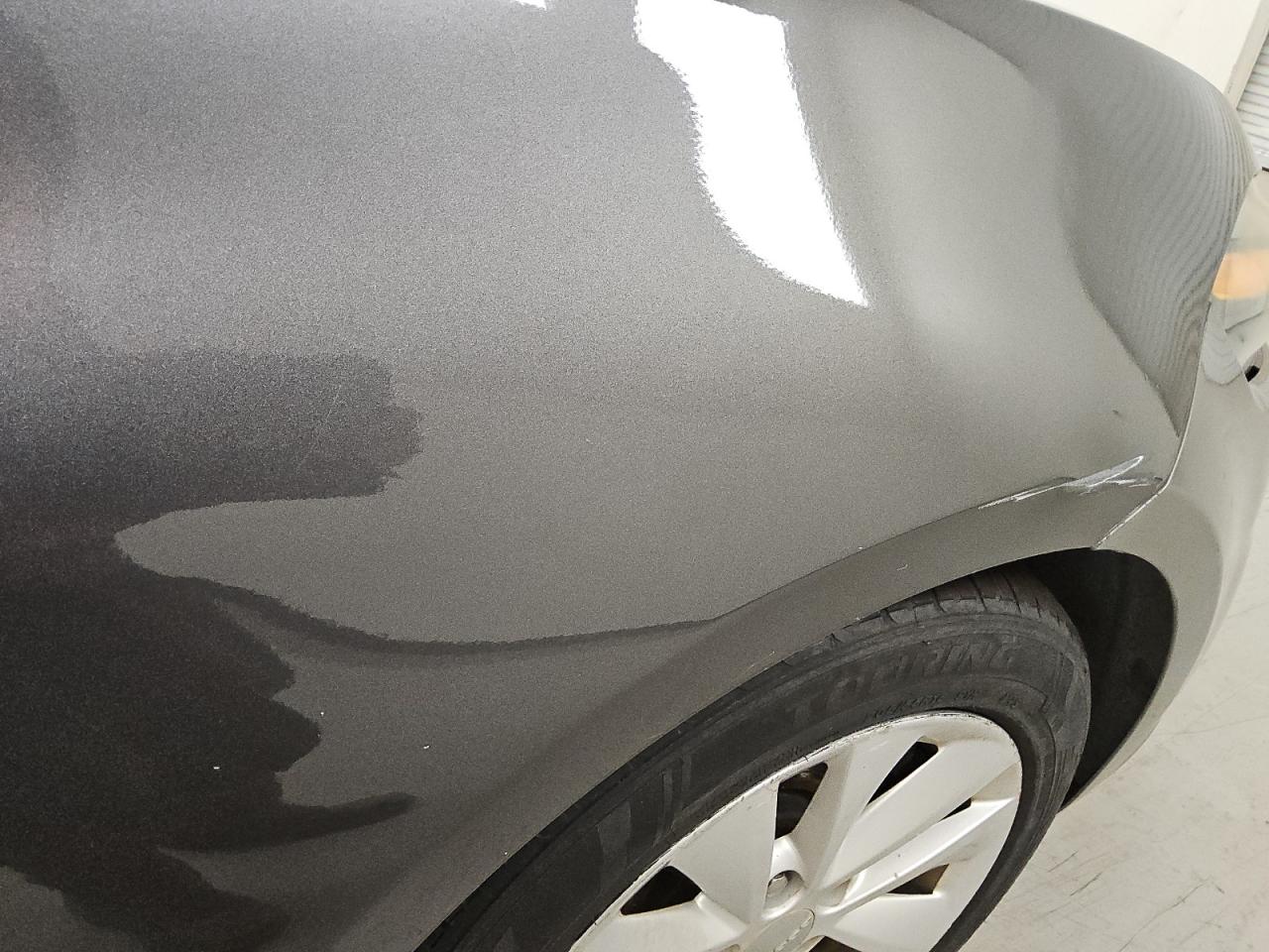 2014 Dodge Dart Sxt Gray vin: 1C3CDFBB5ED917944 Damage: Right Front Fender, Dent(S) W/ Paint Dmg, 6 To 7 Inches