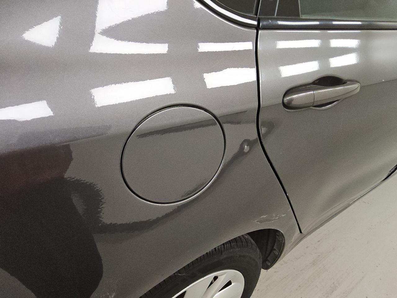 2014 Dodge Dart Sxt Gray vin: 1C3CDFBB5ED917944 Damage: Right Qtr Panel, Dent(S) W/ Paint Dmg, > 12 Inches