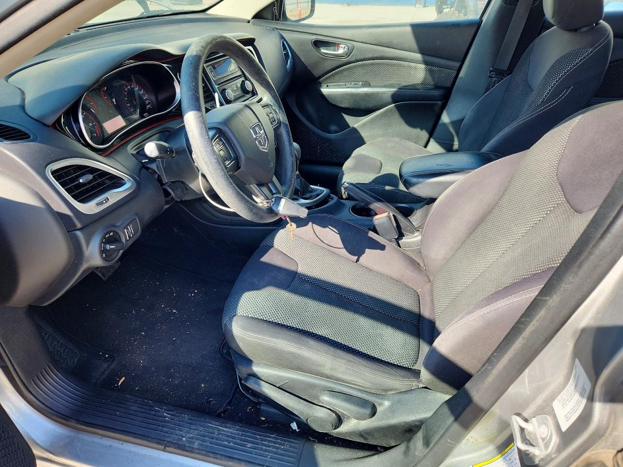 2015 Dodge Dart Sxt Серебряный vin: 1C3CDFBB5FD158620