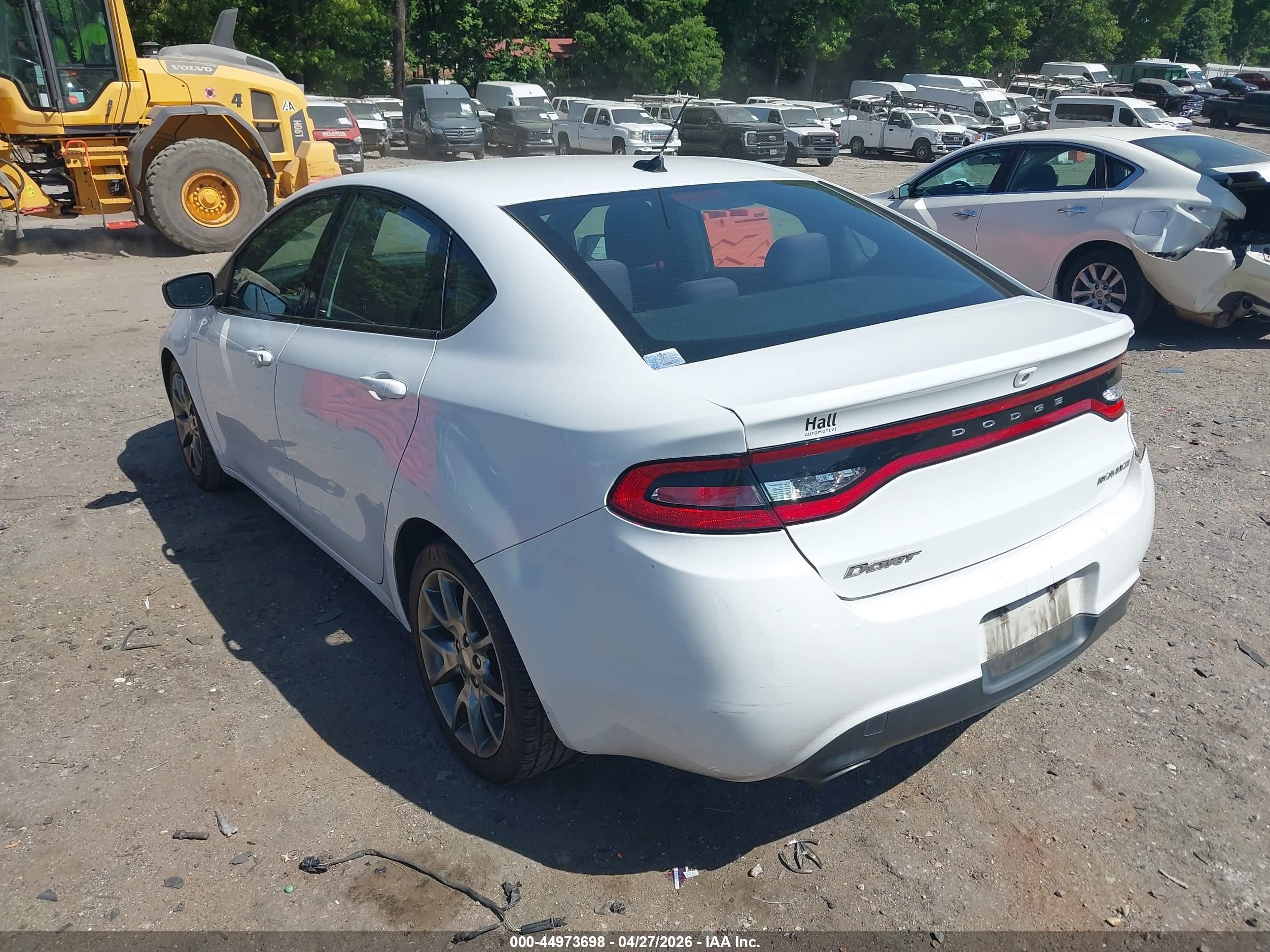 2015 Dodge Dart Sxt White vin: 1C3CDFBB5FD182402