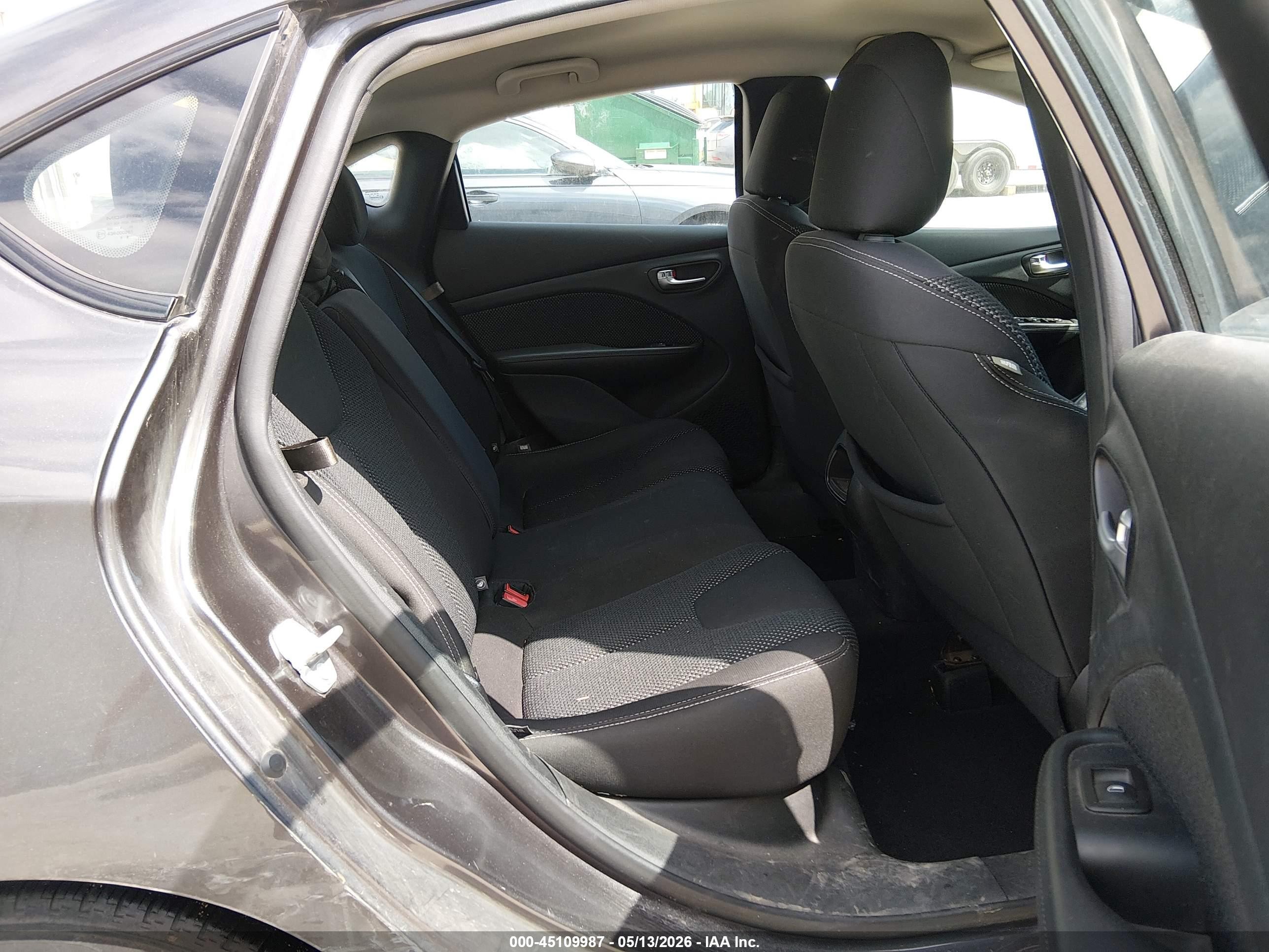 2015 Dodge Dart Sxt Серебряный vin: 1C3CDFBB5FD286467