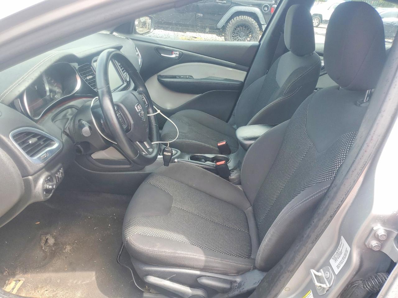 2015 Dodge Dart Sxt Silver vin: 1C3CDFBB5FD390733