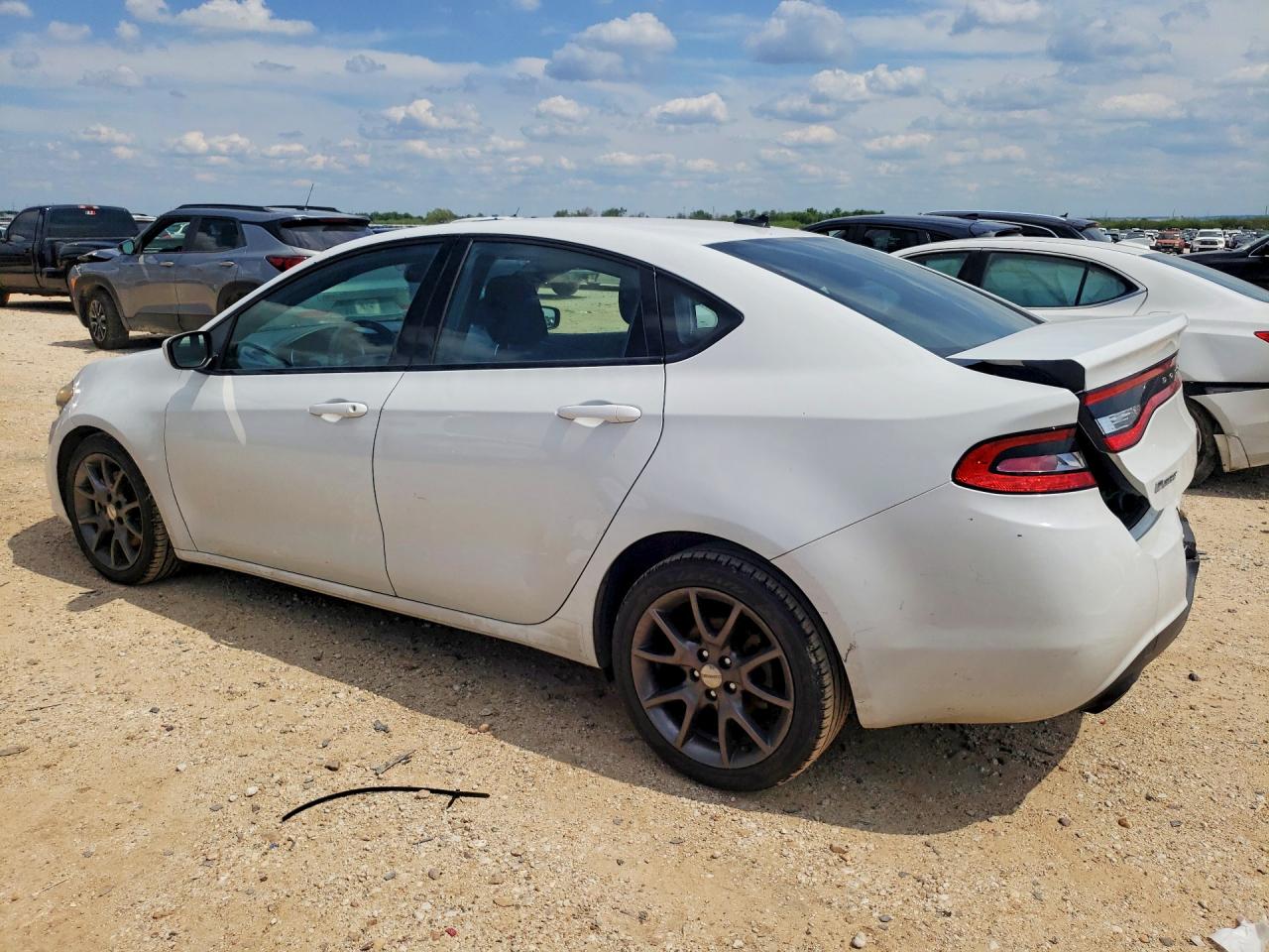 2015 Dodge Dart Sxt Белый vin: 1C3CDFBB6FD301784