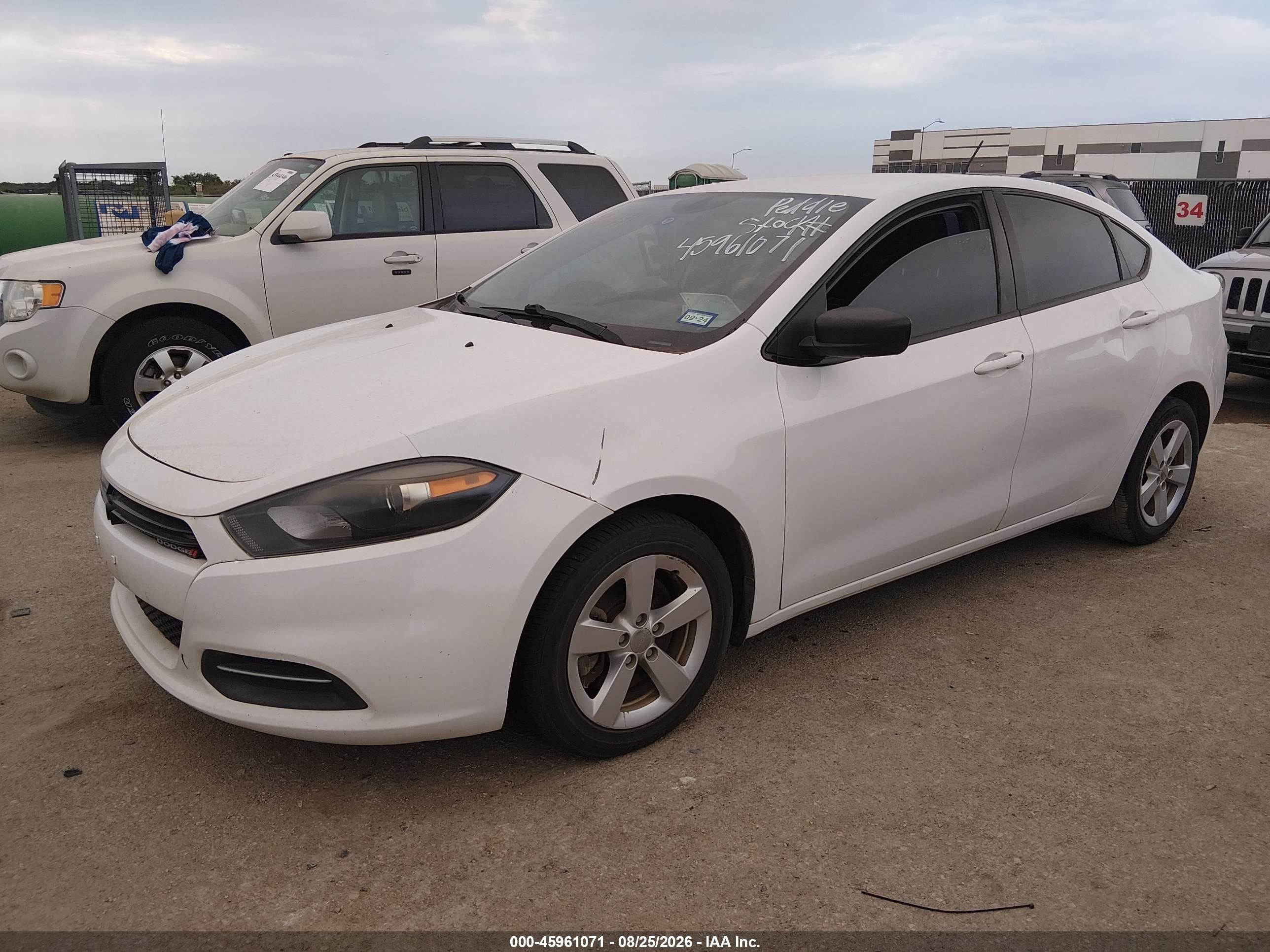 2015 Dodge Dart Sxt White vin: 1C3CDFBB6FD307391