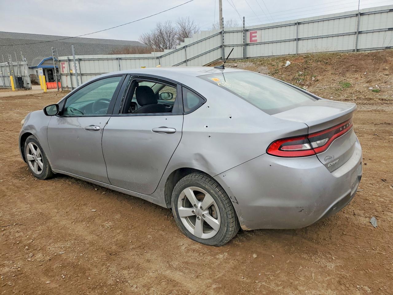 2015 Dodge Dart Sxt Серебряный vin: 1C3CDFBB6FD330234