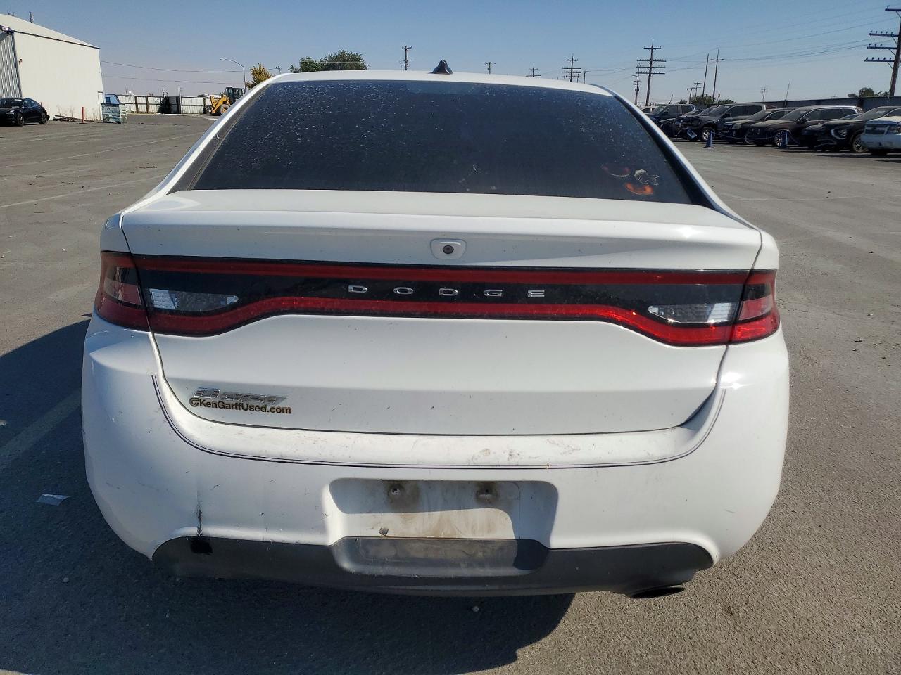 2015 Dodge Dart Sxt White vin: 1C3CDFBB6FD390613