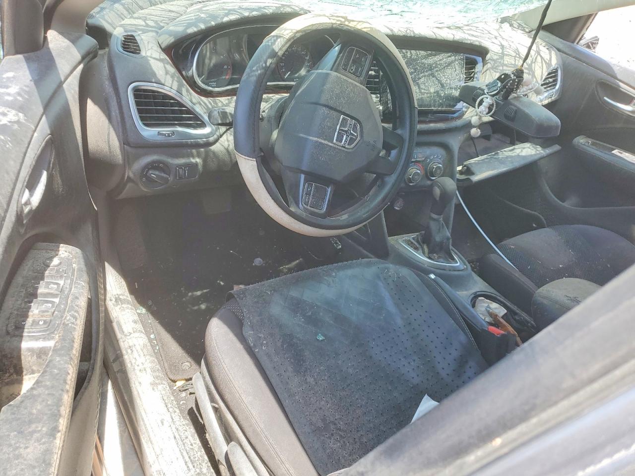 2015 Dodge Dart Sxt Серебряный vin: 1C3CDFBB7FD315029