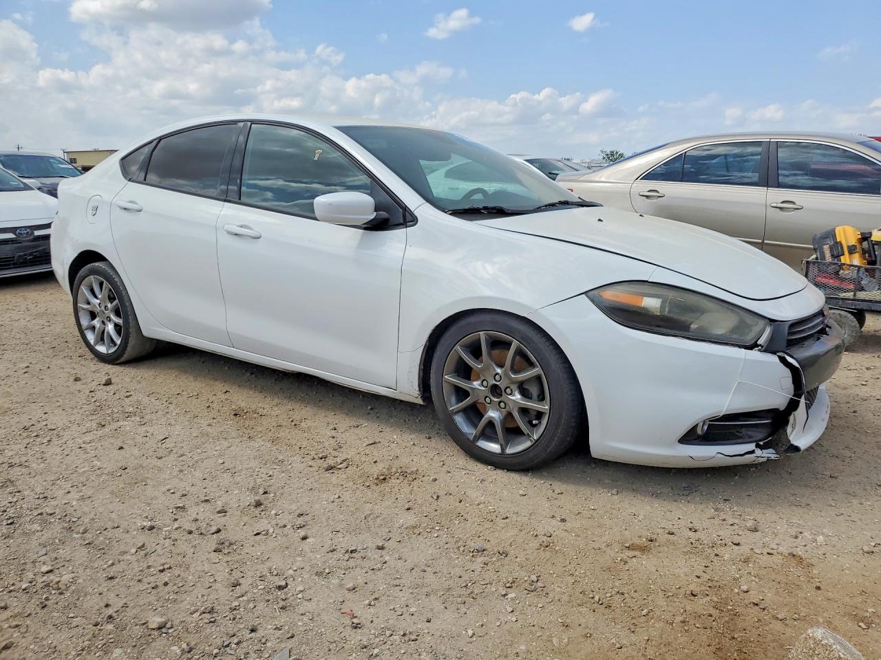 2015 Dodge Dart Sxt White vin: 1C3CDFBB7FD375652