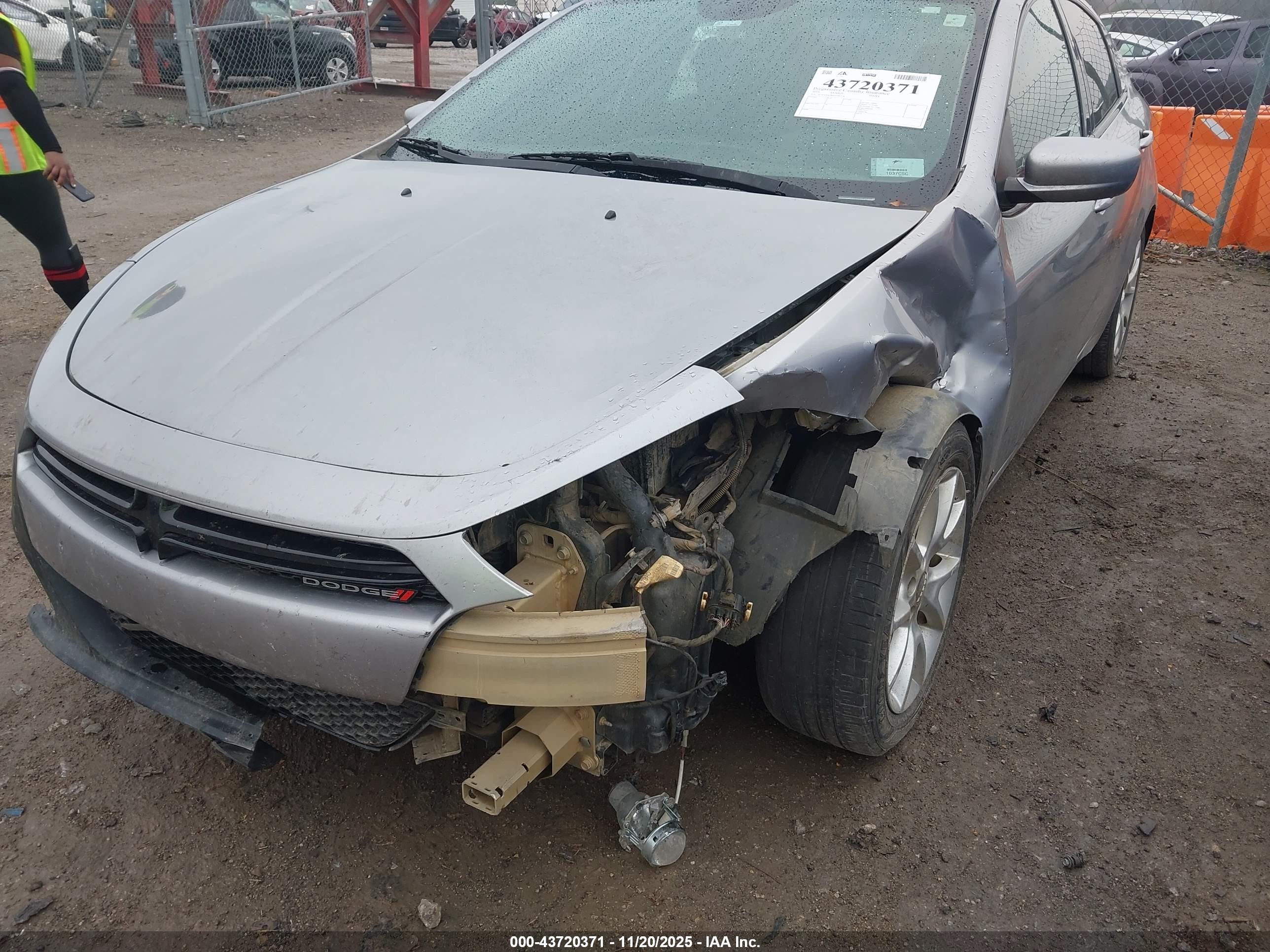 2014 Dodge Dart Sxt Silver vin: 1C3CDFBB8ED701778