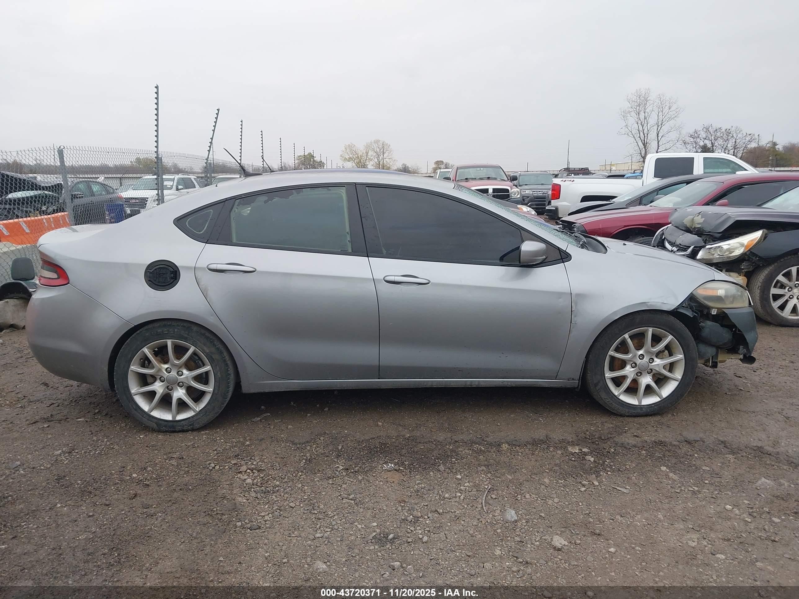 2014 Dodge Dart Sxt Silver vin: 1C3CDFBB8ED701778