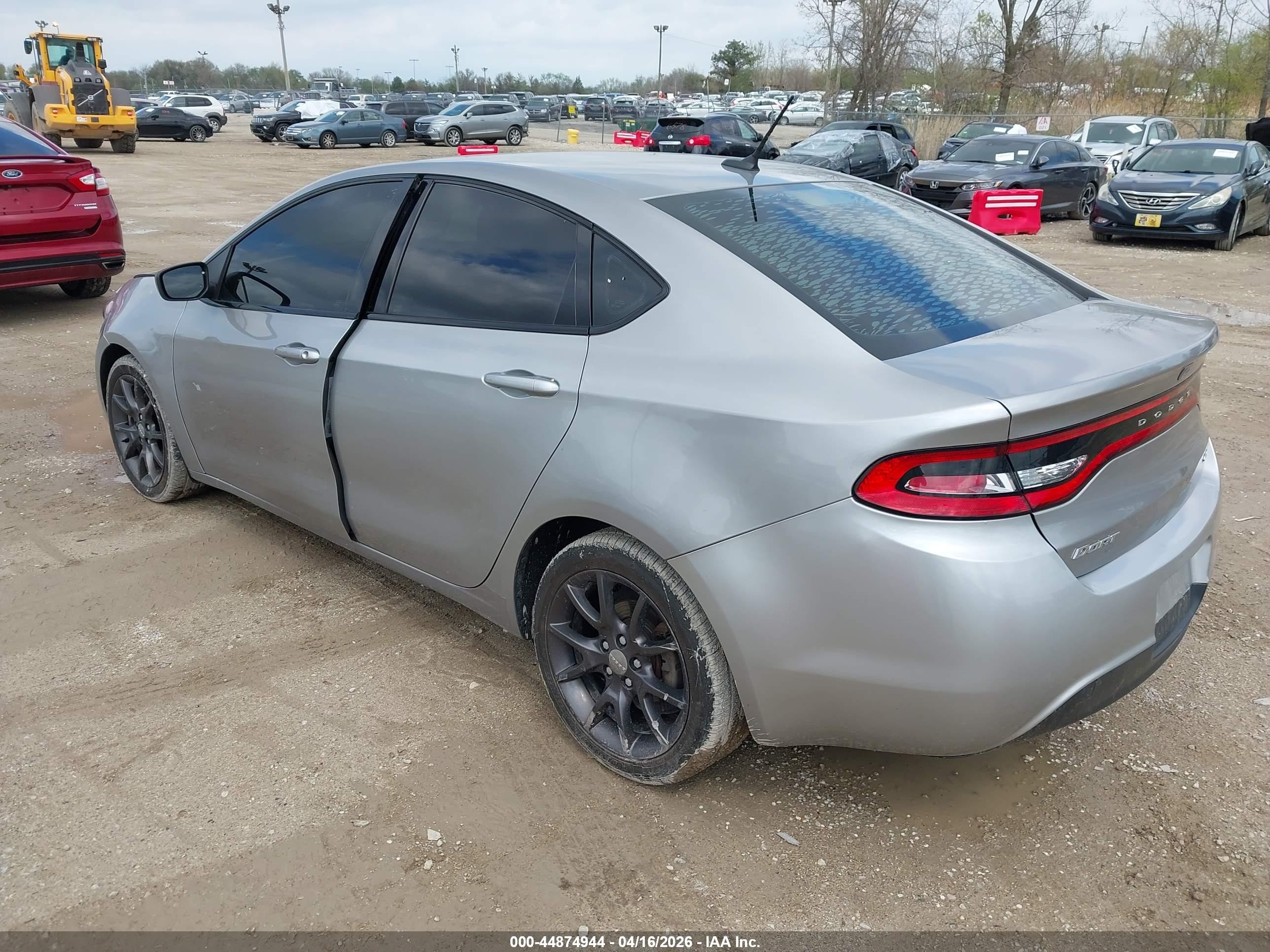2015 Dodge Dart Sxt Silver vin: 1C3CDFBB8FD102087
