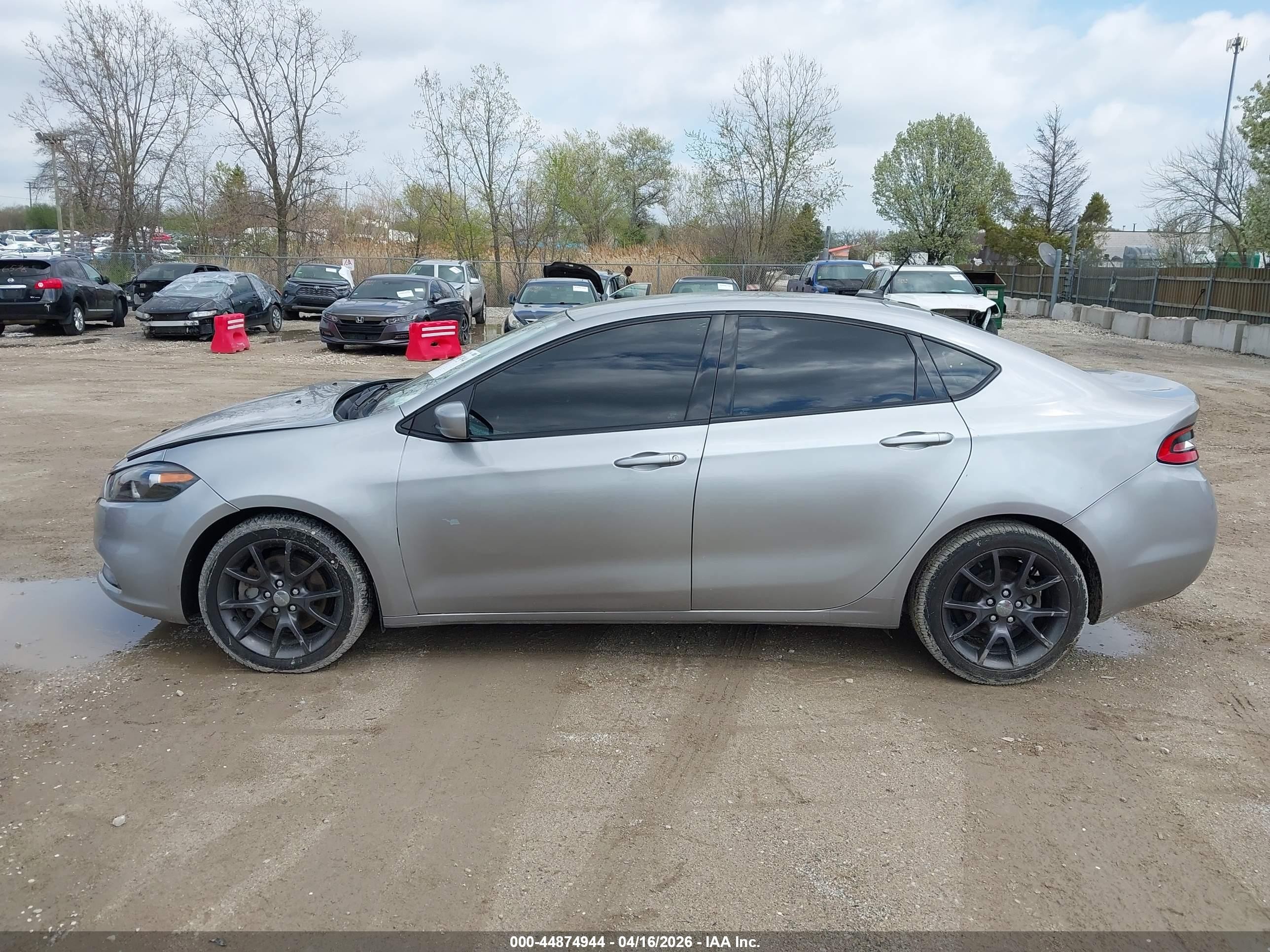 2015 Dodge Dart Sxt Silver vin: 1C3CDFBB8FD102087