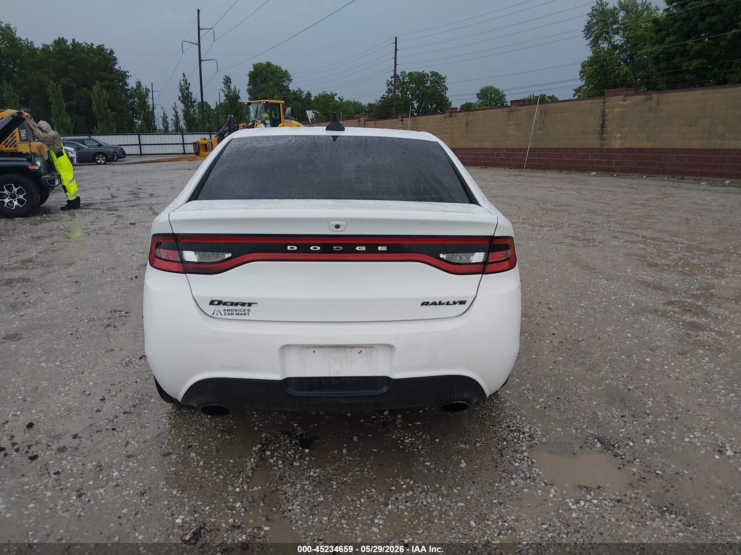 2015 Dodge Dart Sxt Белый vin: 1C3CDFBB8FD278802