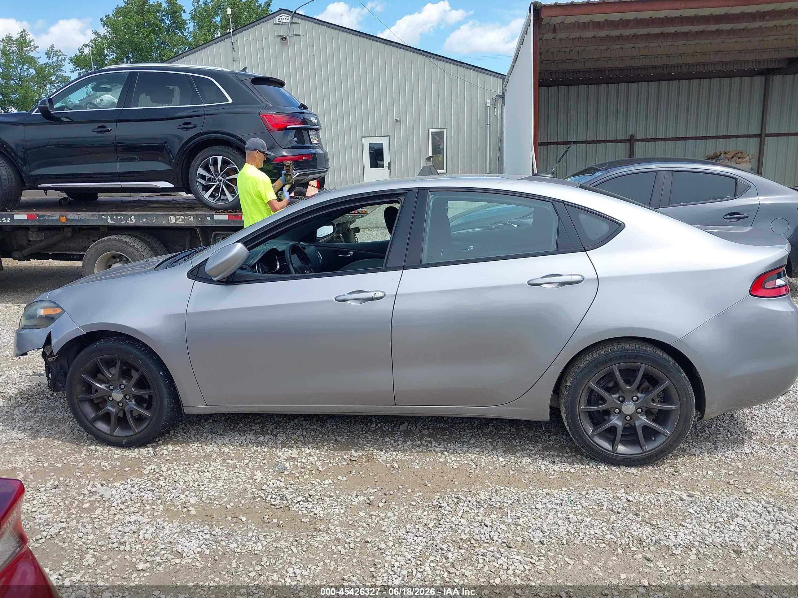2015 Dodge Dart Sxt Silver vin: 1C3CDFBB8FD320577
