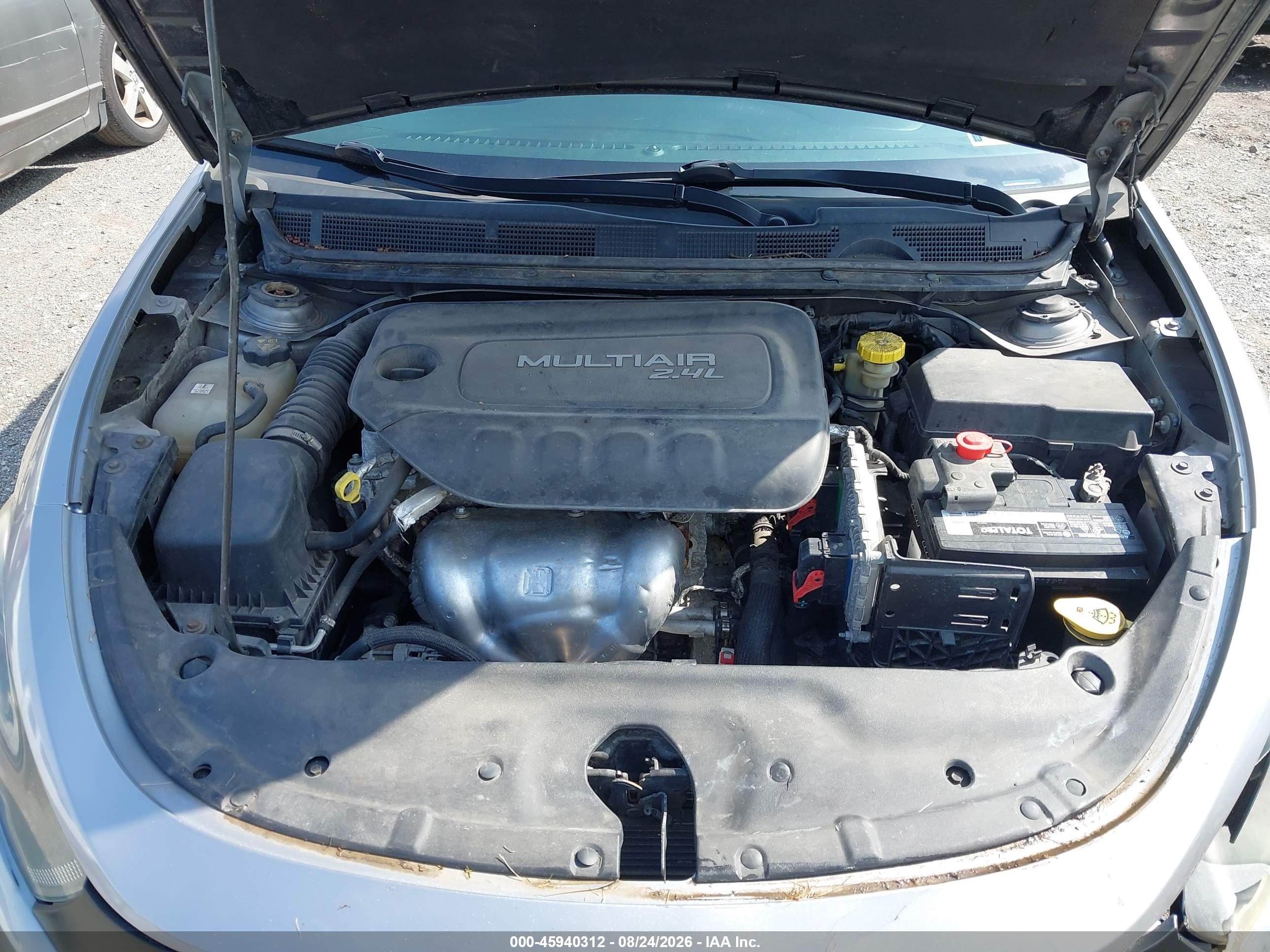 2014 Dodge Dart Sxt Серебряный vin: 1C3CDFBB9ED723787