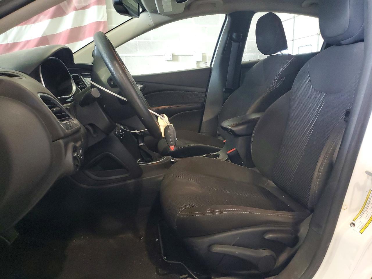 2014 Dodge Dart Sxt White vin: 1C3CDFBB9ED877612