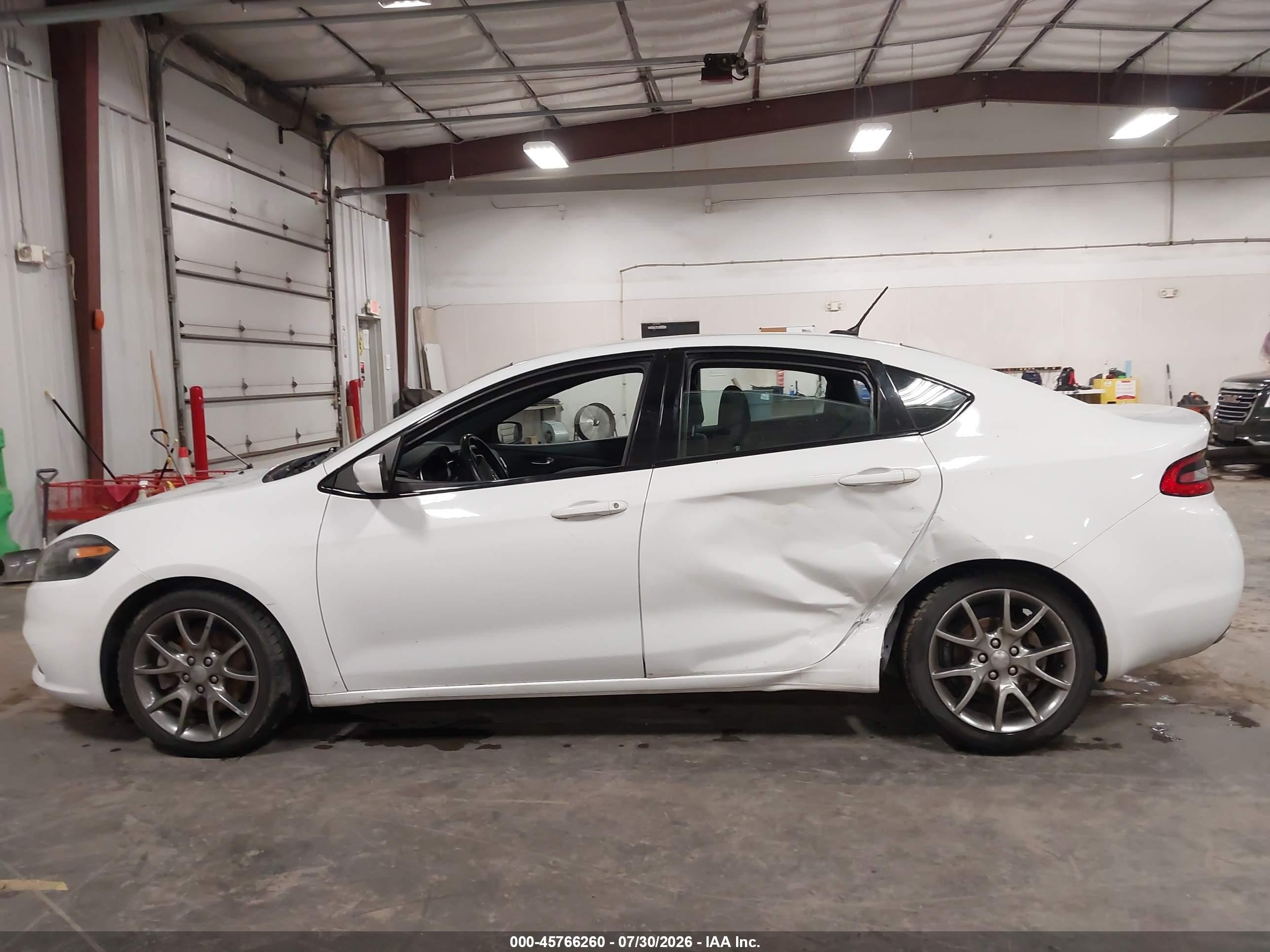 2015 Dodge Dart Sxt White vin: 1C3CDFBB9FD201016