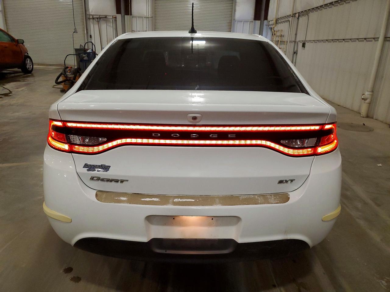 2015 Dodge Dart Sxt White vin: 1C3CDFBB9FD320409