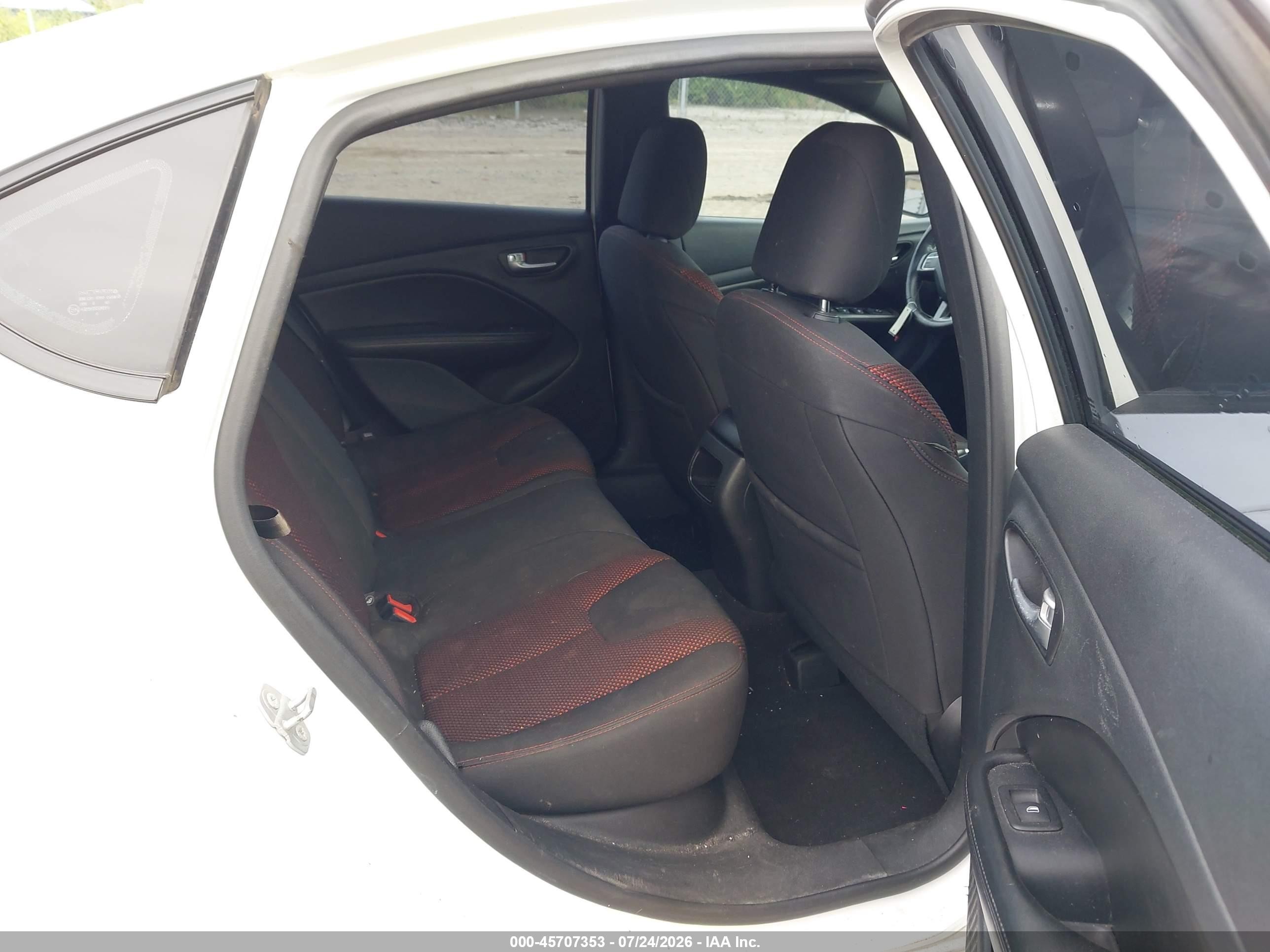 2015 Dodge Dart Sxt White vin: 1C3CDFBB9FD422275