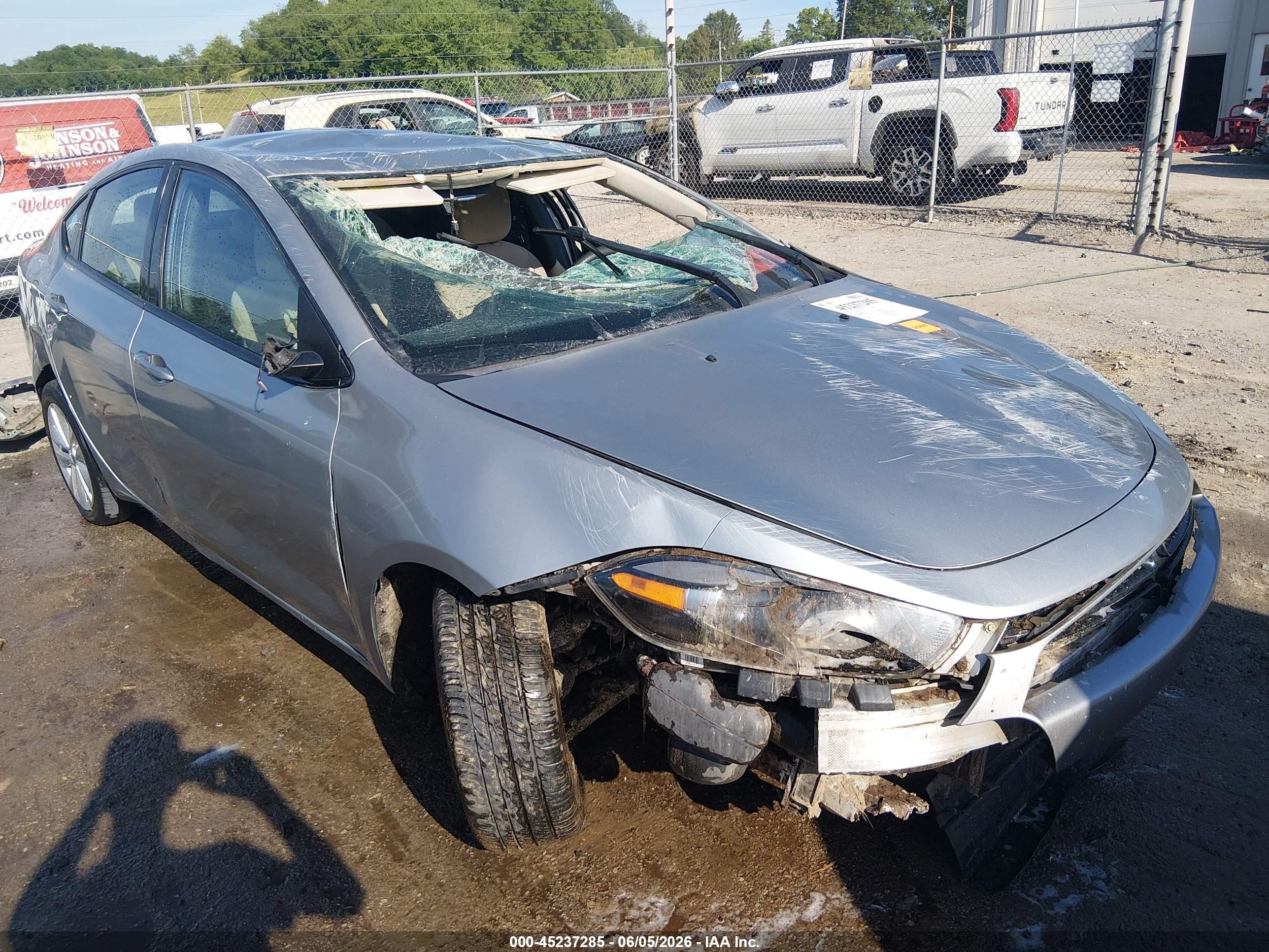 2014 Dodge Dart Sxt Silver vin: 1C3CDFBBXED770410
