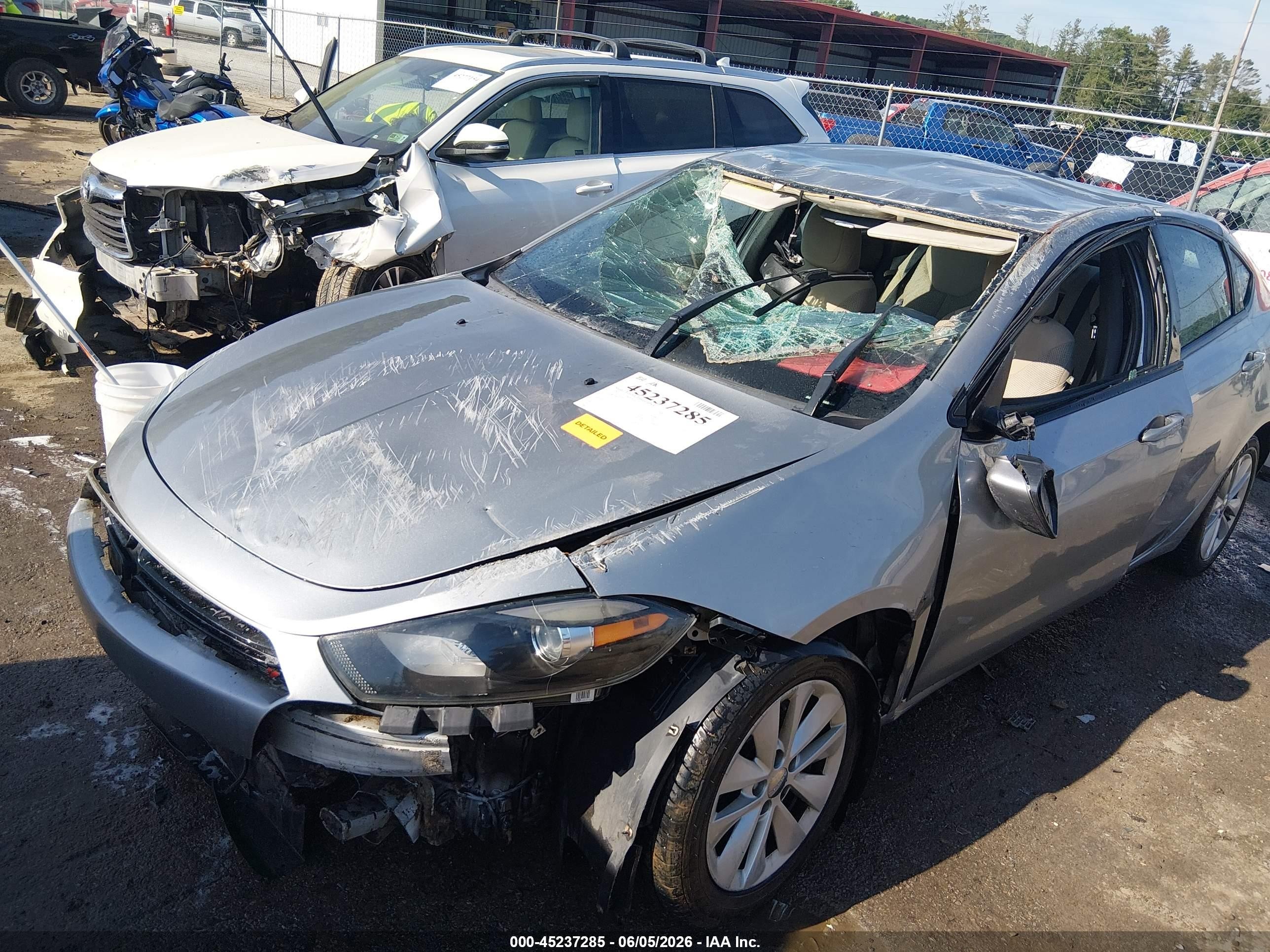 2014 Dodge Dart Sxt Silver vin: 1C3CDFBBXED770410
