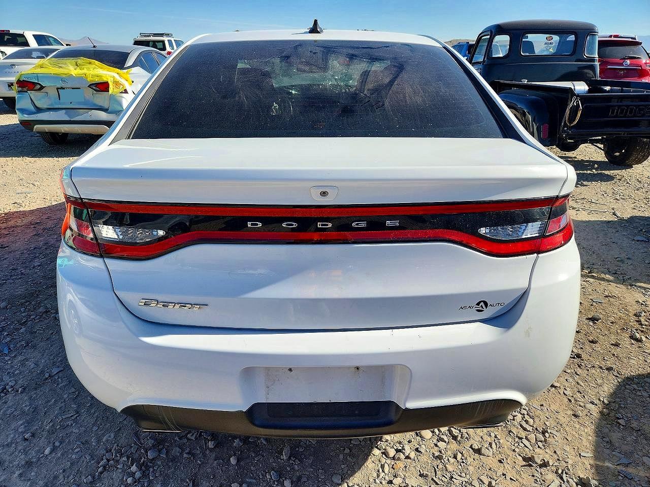 2015 Dodge Dart Sxt White vin: 1C3CDFBBXFD212607