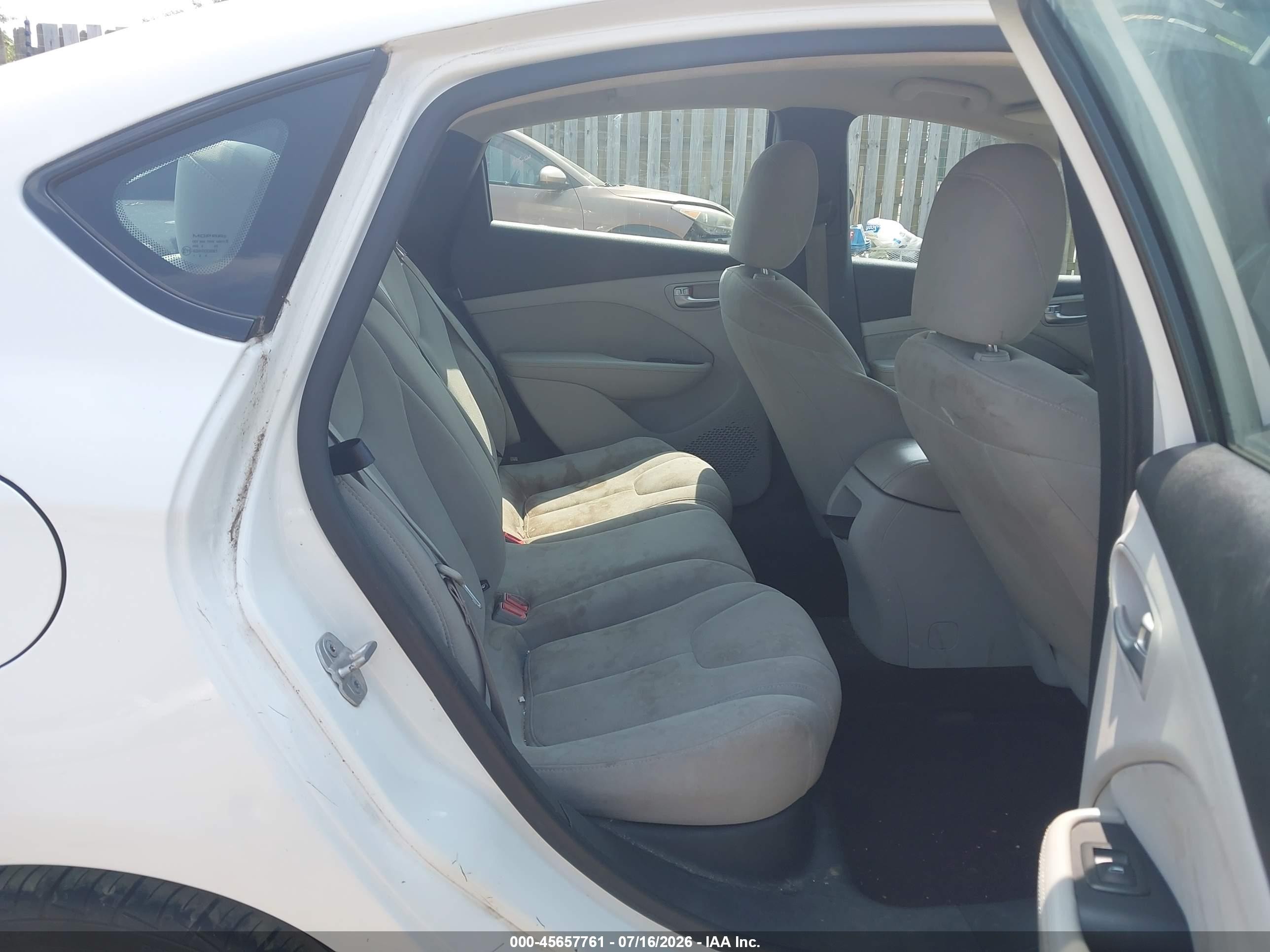 2013 Dodge Dart Sxt Белый vin: 1C3CDFBH2DD134454