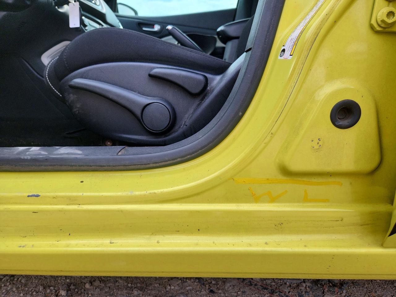 2013 Dodge Dart Sxt Yellow vin: 1C3CDFBH9DD178581