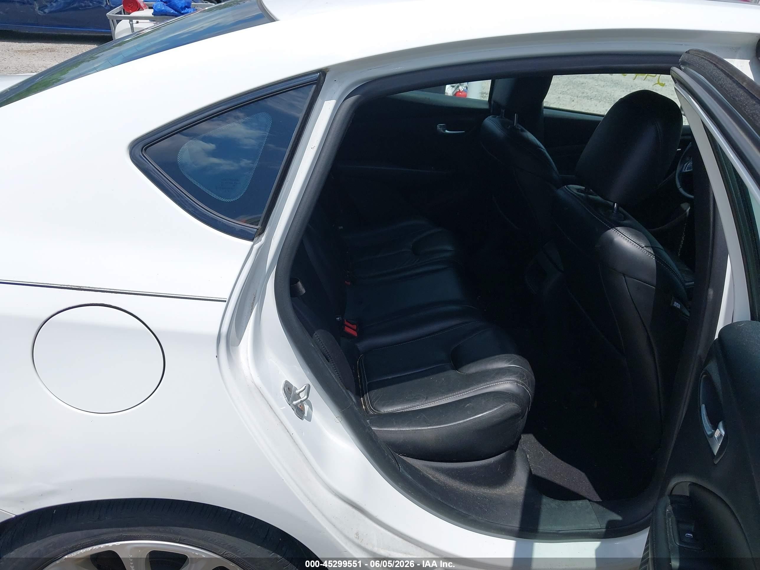 2013 Dodge Dart Limited White vin: 1C3CDFCA0DD329020