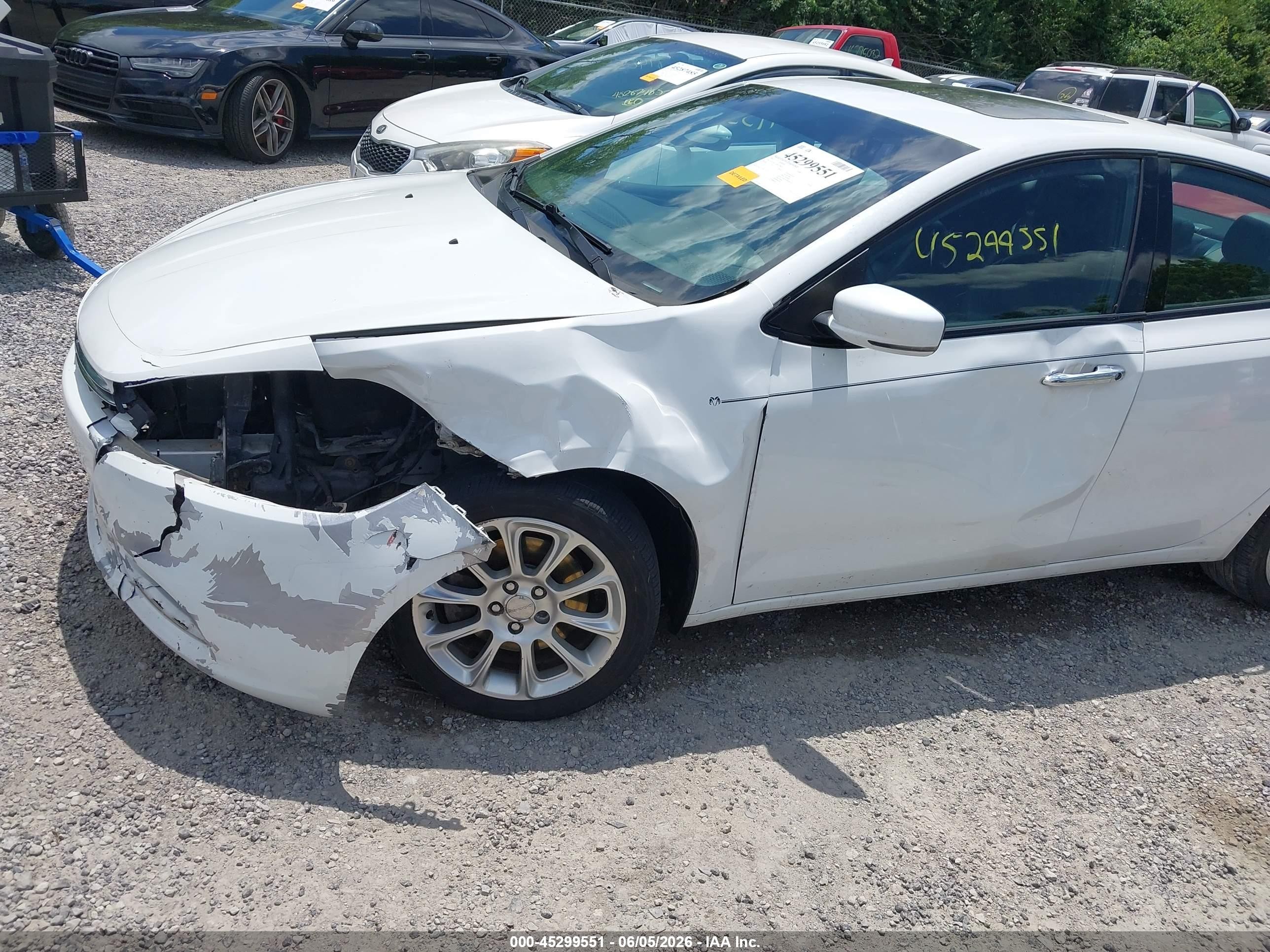 2013 Dodge Dart Limited White vin: 1C3CDFCA0DD329020