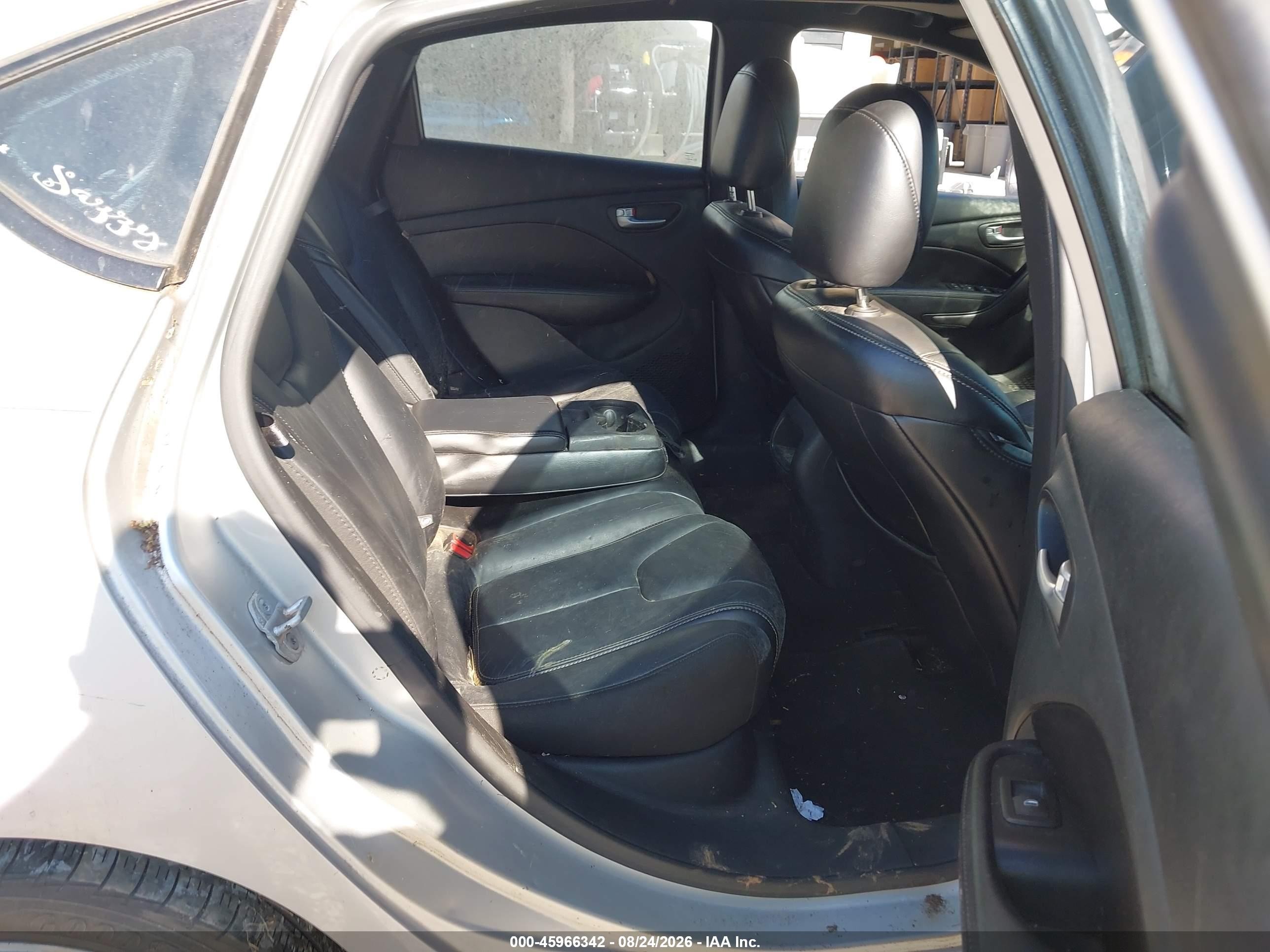 2013 Dodge Dart Limited Silver vin: 1C3CDFCA1DD181637