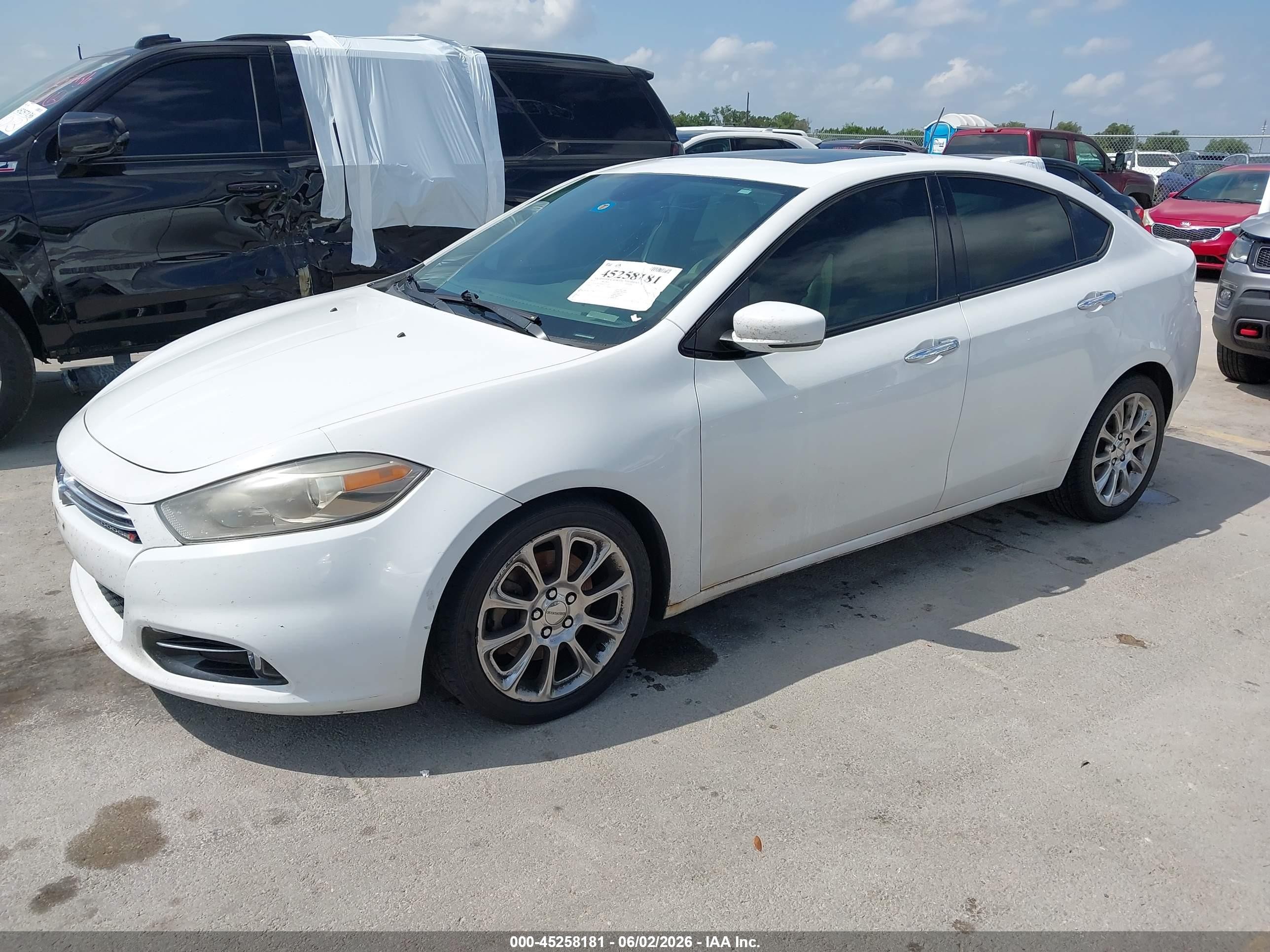 2013 Dodge Dart Limited White vin: 1C3CDFCA5DD132568
