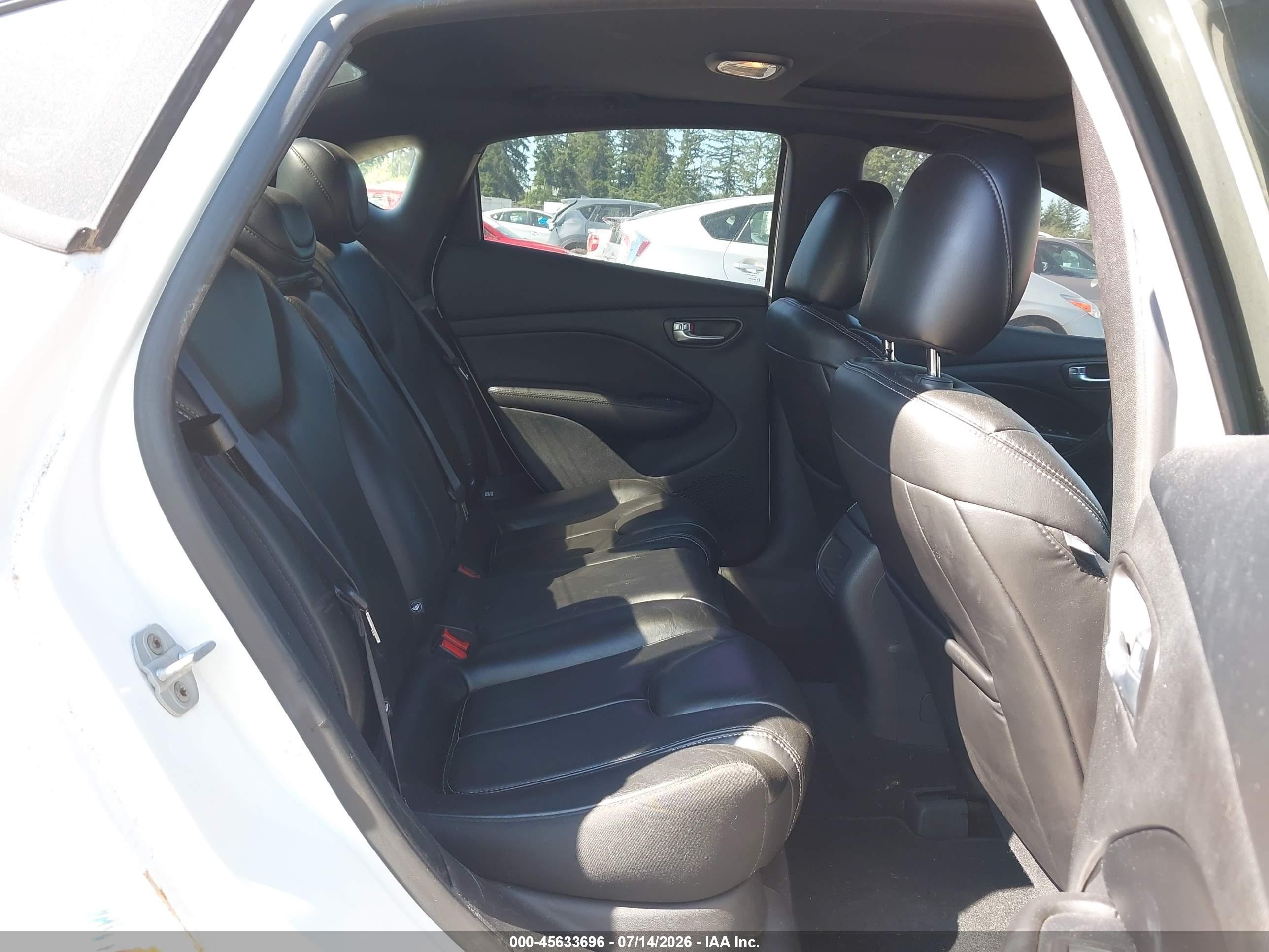 2013 Dodge Dart Limited White vin: 1C3CDFCA9DD204548