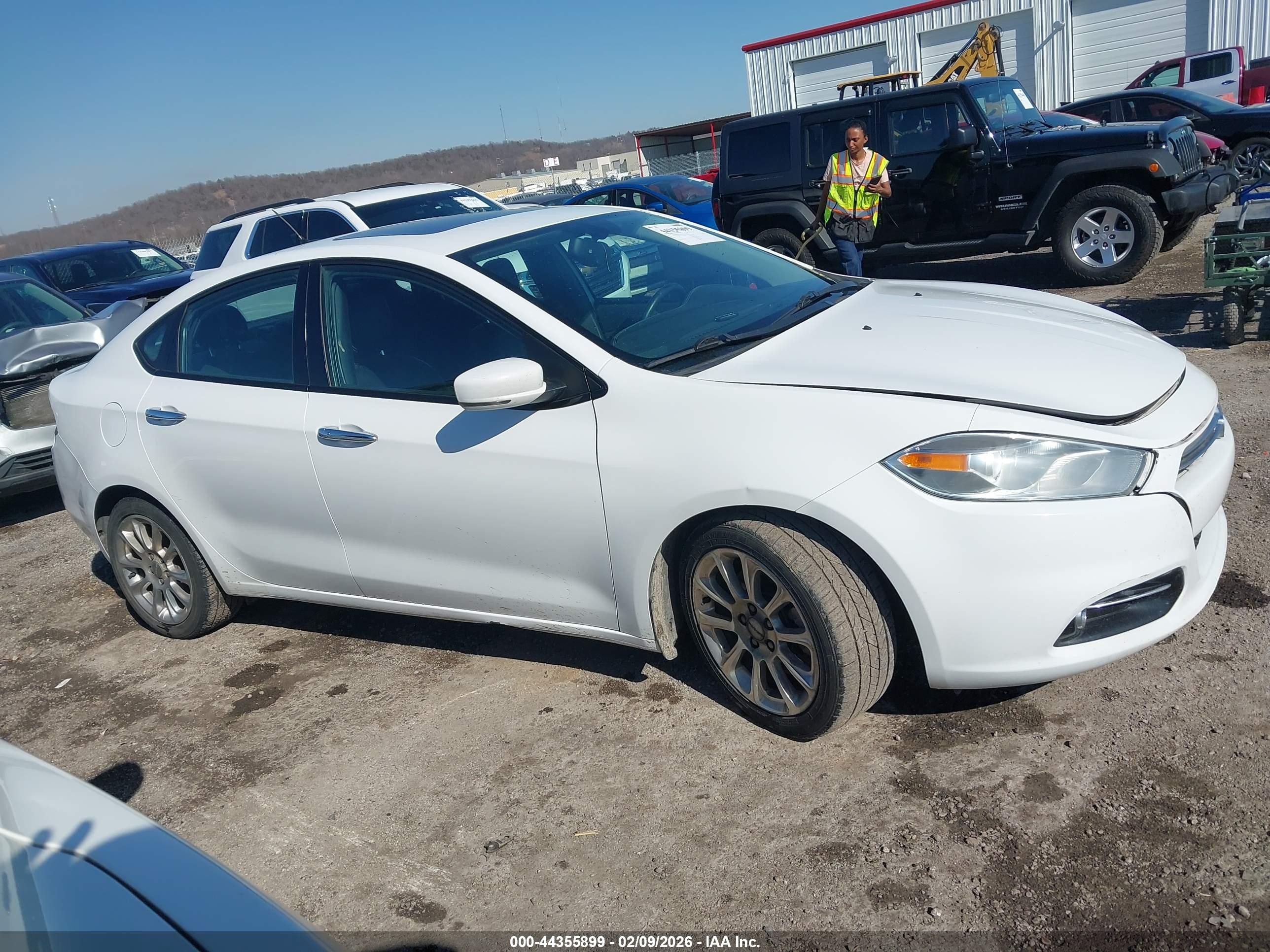 2014 Dodge Dart Limited White vin: 1C3CDFCBXED675120