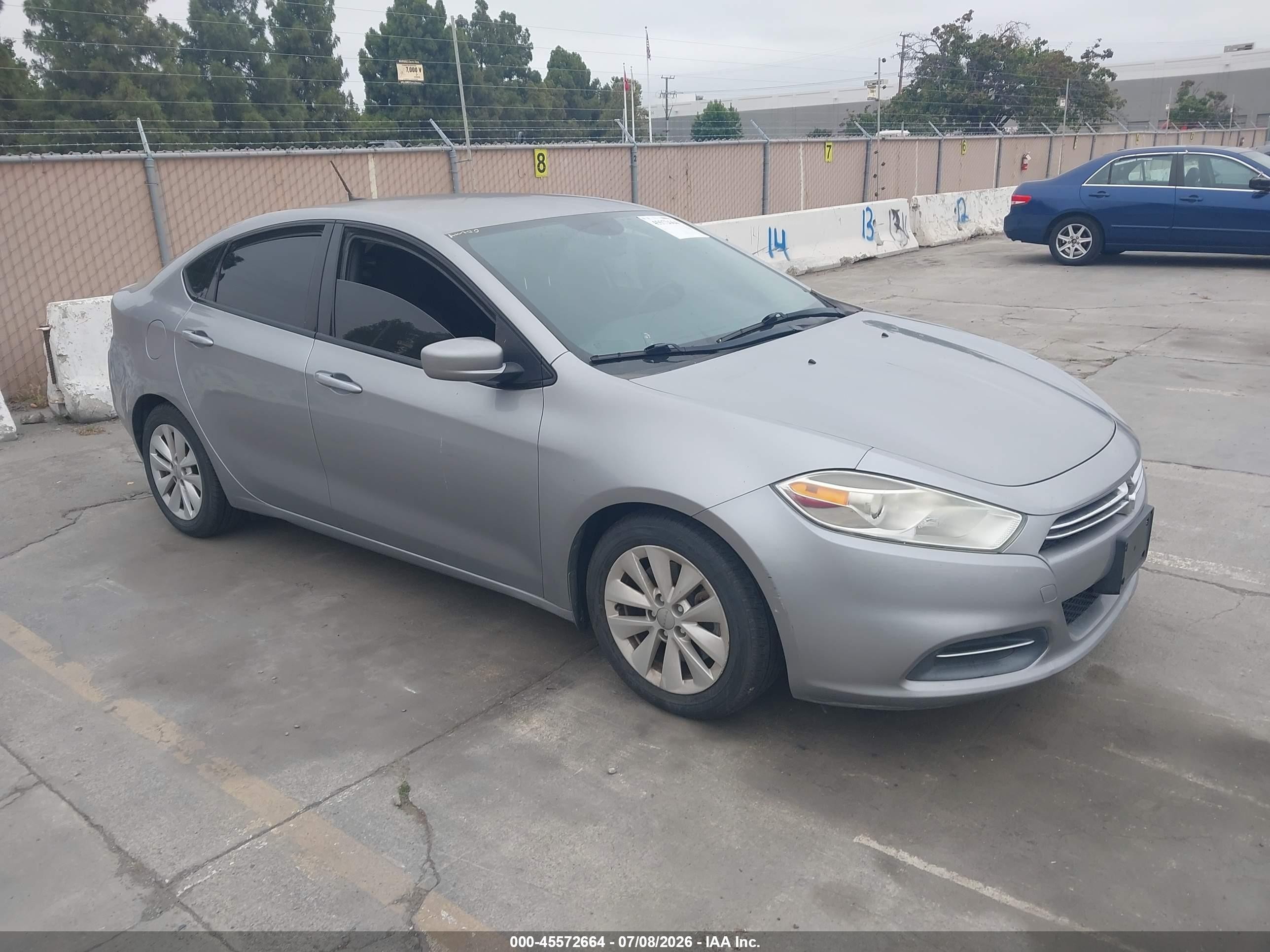 2015 Dodge Dart Aero Серебряный vin: 1C3CDFDH2FD181418