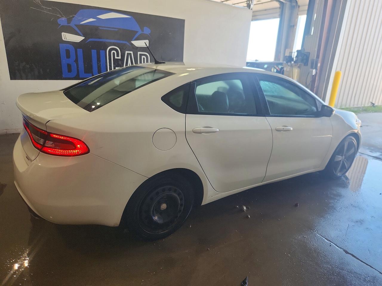 2015 Dodge Dart Gt White vin: 1C3CDFEB9FD200704