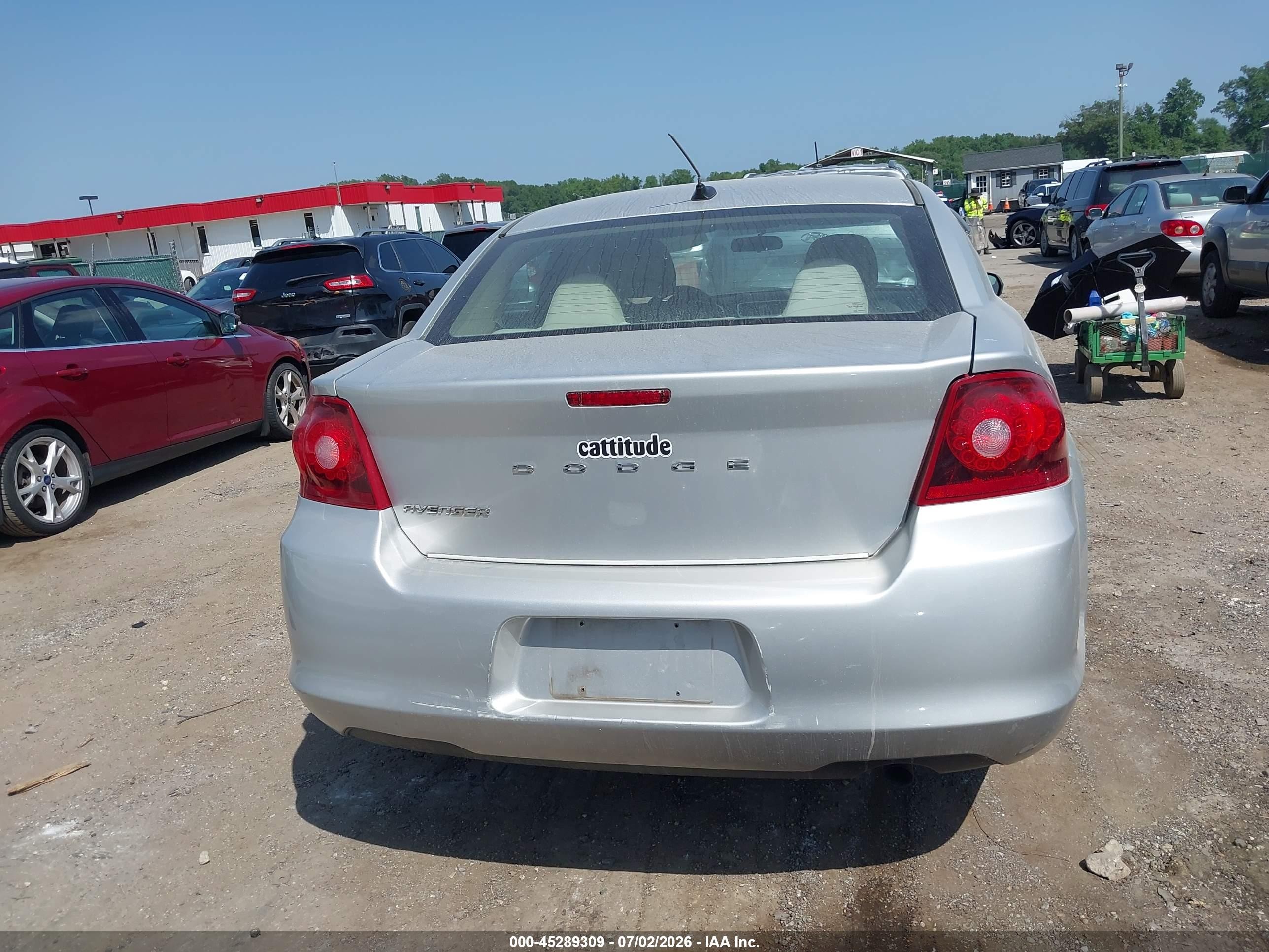 2012 Dodge Avenger Se Серебряный vin: 1C3CDZAB0CN231661