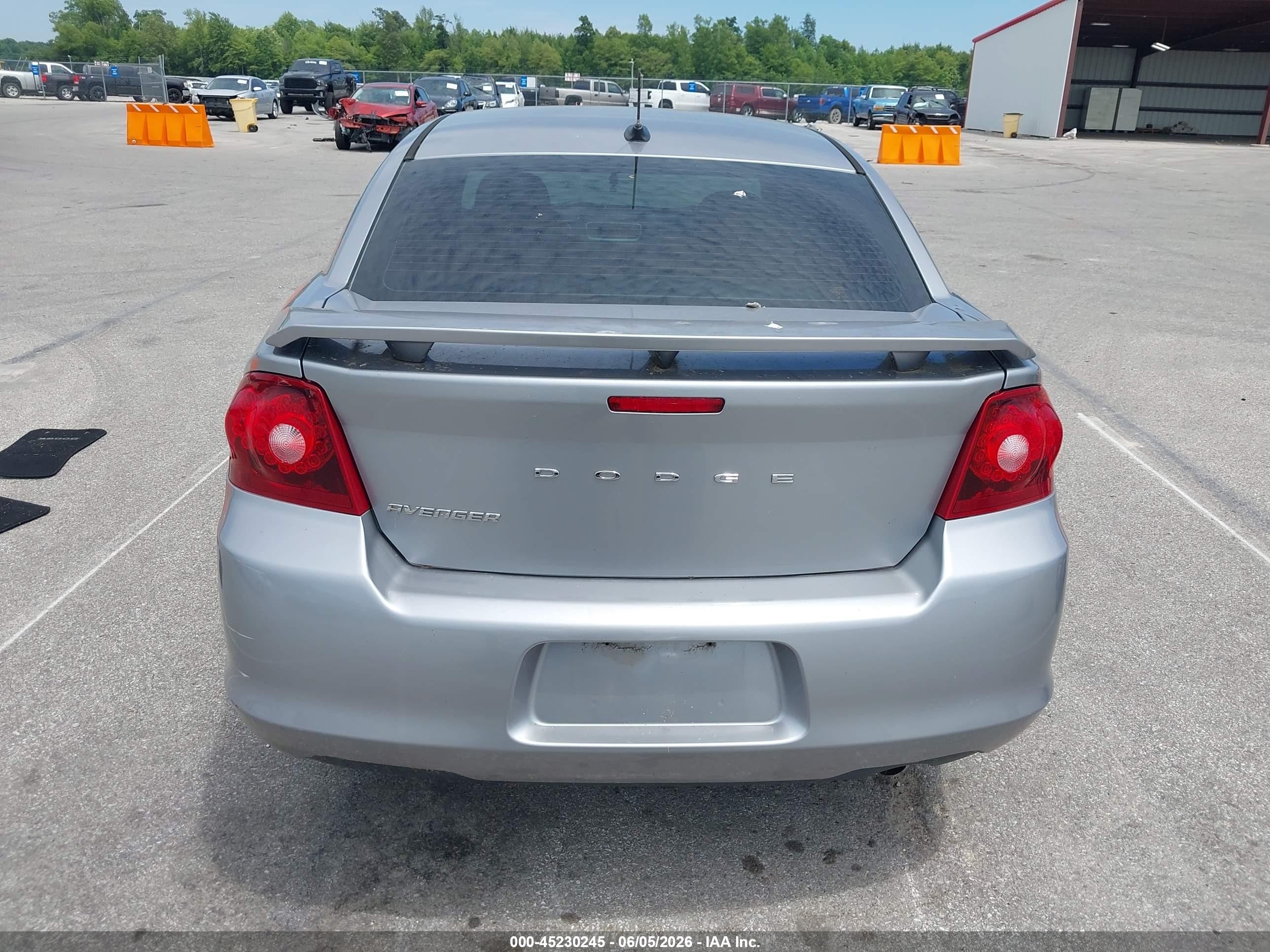 2013 Dodge Avenger Se Silver vin: 1C3CDZAB0DN702970