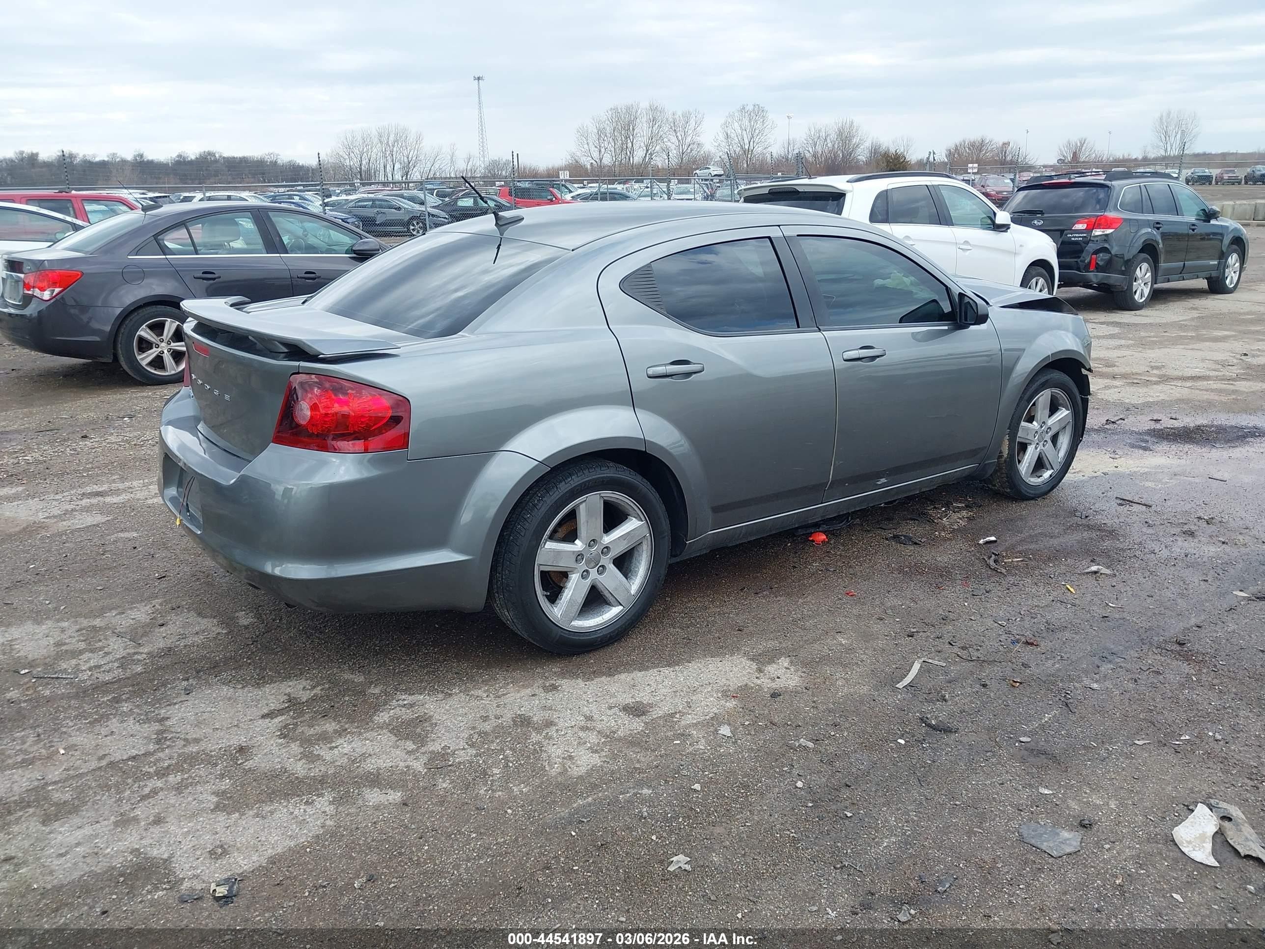 2013 Dodge Avenger Se Gray vin: 1C3CDZAB1DN534840