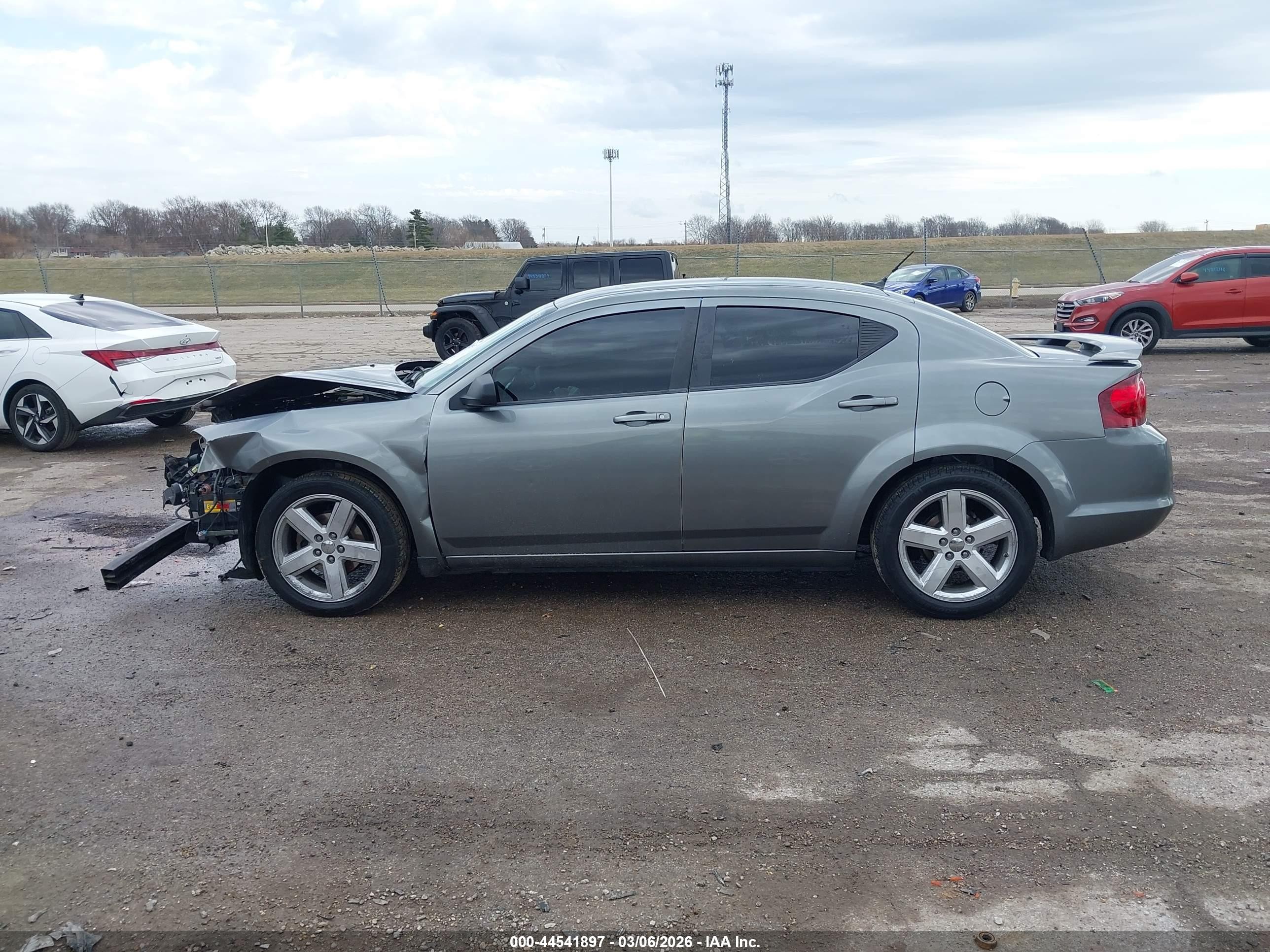 2013 Dodge Avenger Se Gray vin: 1C3CDZAB1DN534840