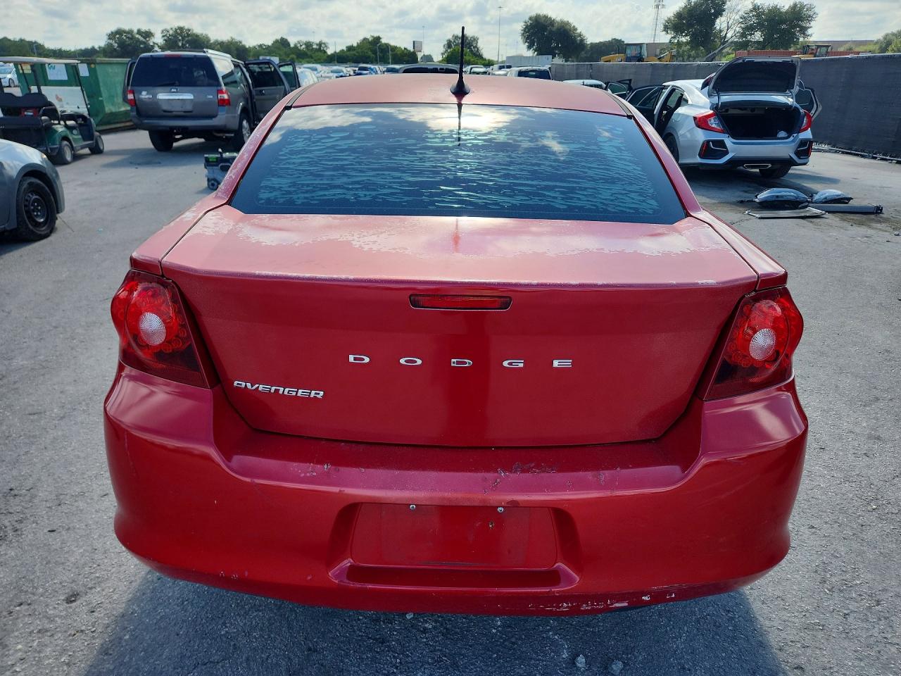 2013 Dodge Avenger Se Красный vin: 1C3CDZAB1DN537897