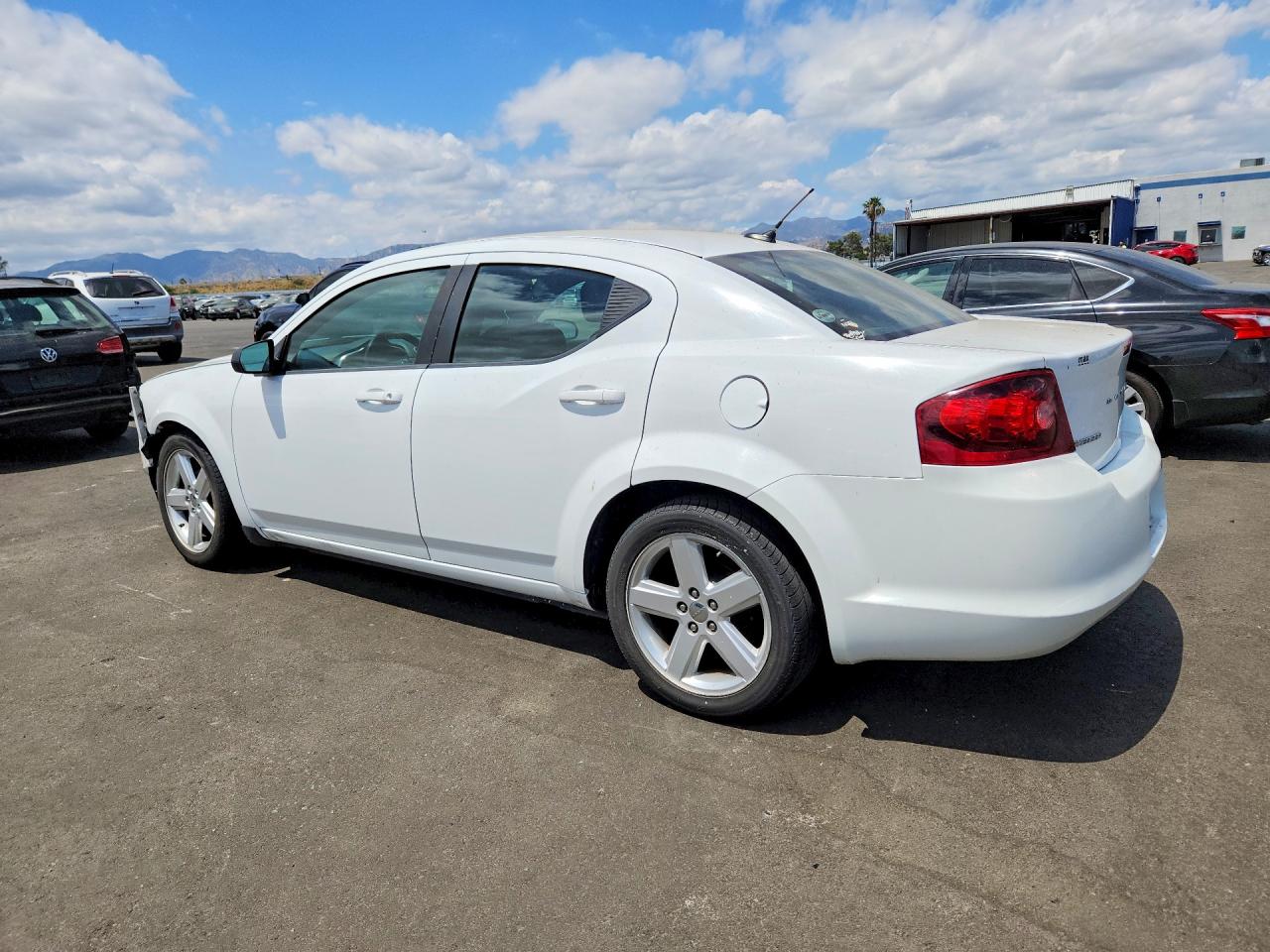 2013 Dodge Avenger Se White vin: 1C3CDZAB1DN645338