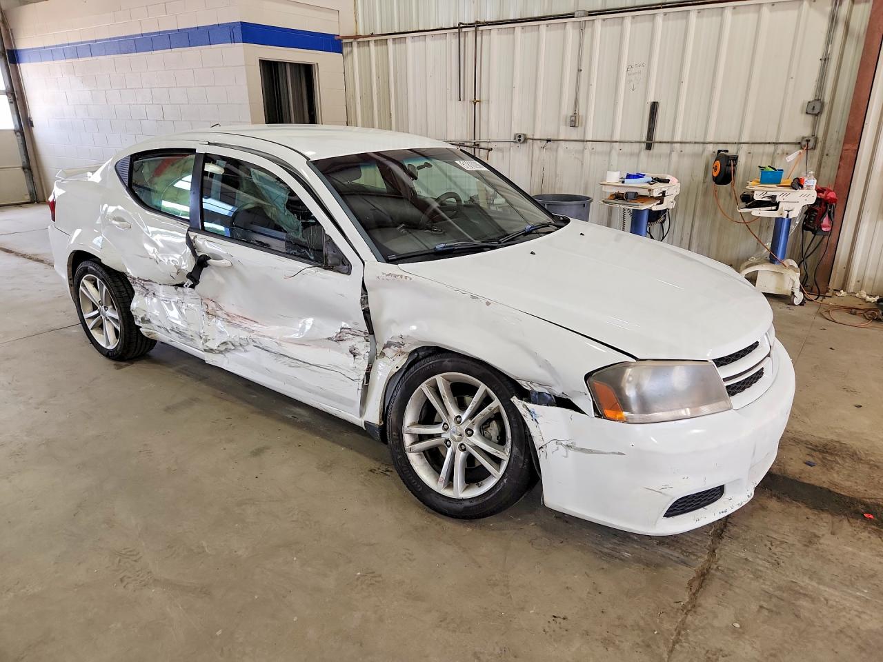 2014 Dodge Avenger Se Белый vin: 1C3CDZAB1EN193747