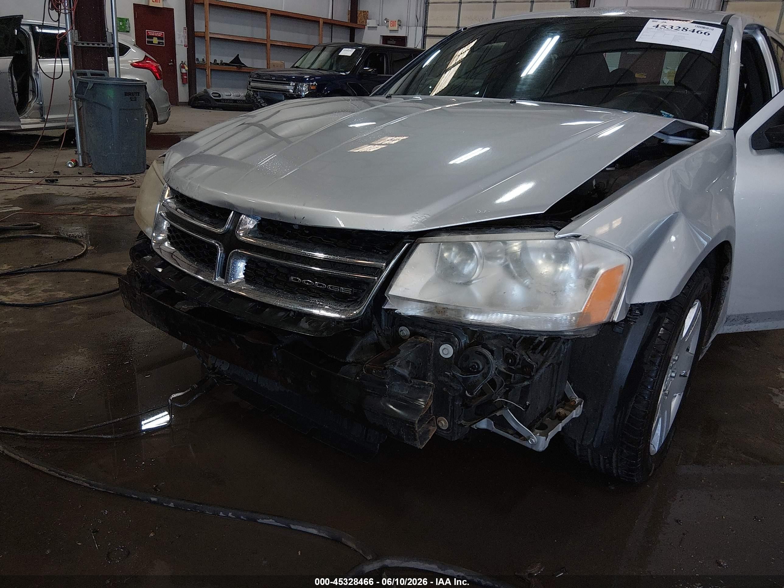 2012 Dodge Avenger Se Gray vin: 1C3CDZAB2CN174444