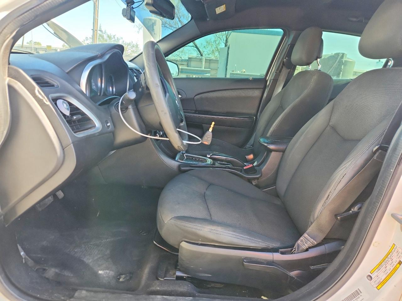 2013 Dodge Avenger Белый vin: 1C3CDZAB2DN541103