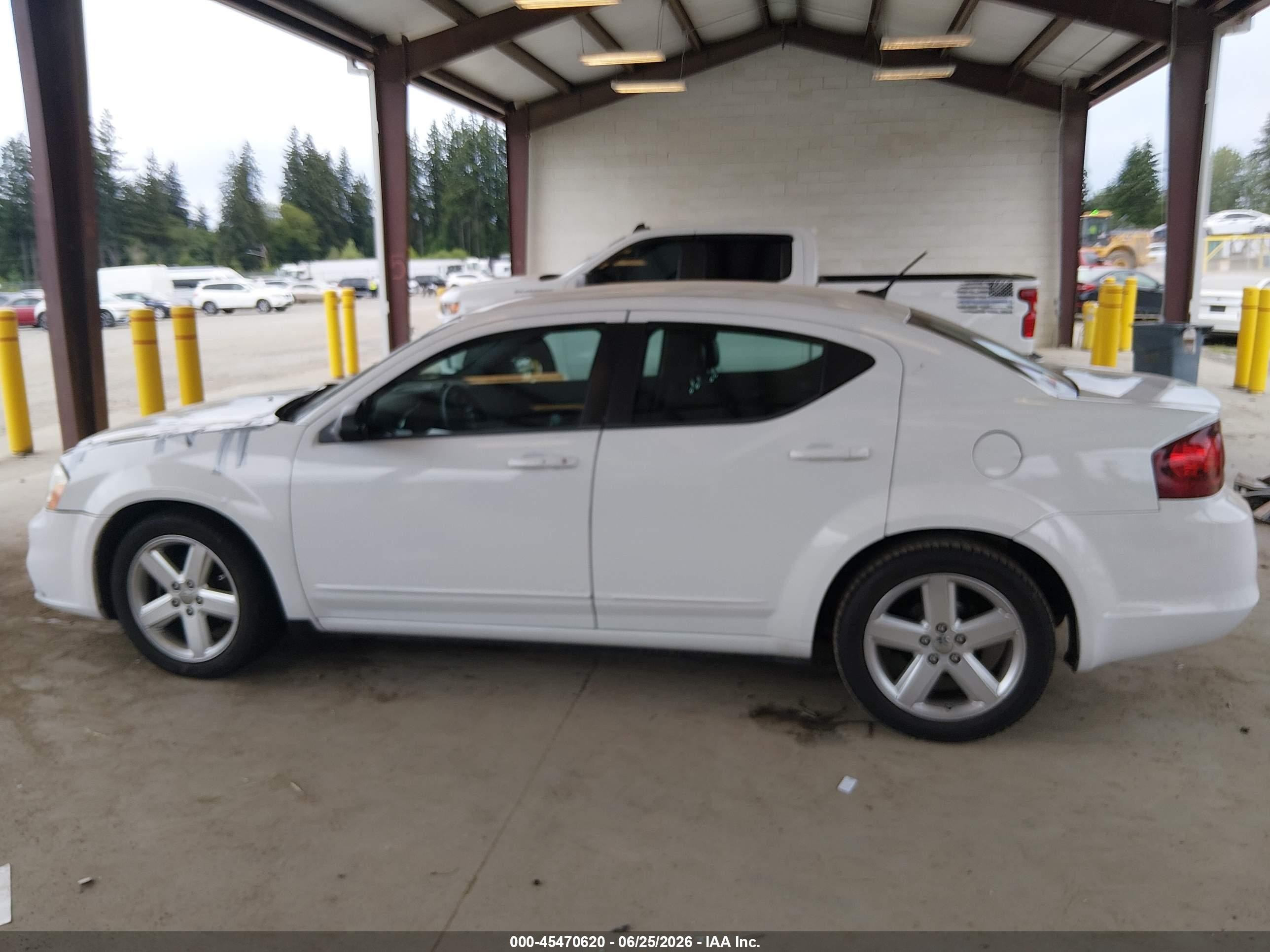 2013 Dodge Avenger Se White vin: 1C3CDZAB2DN722640