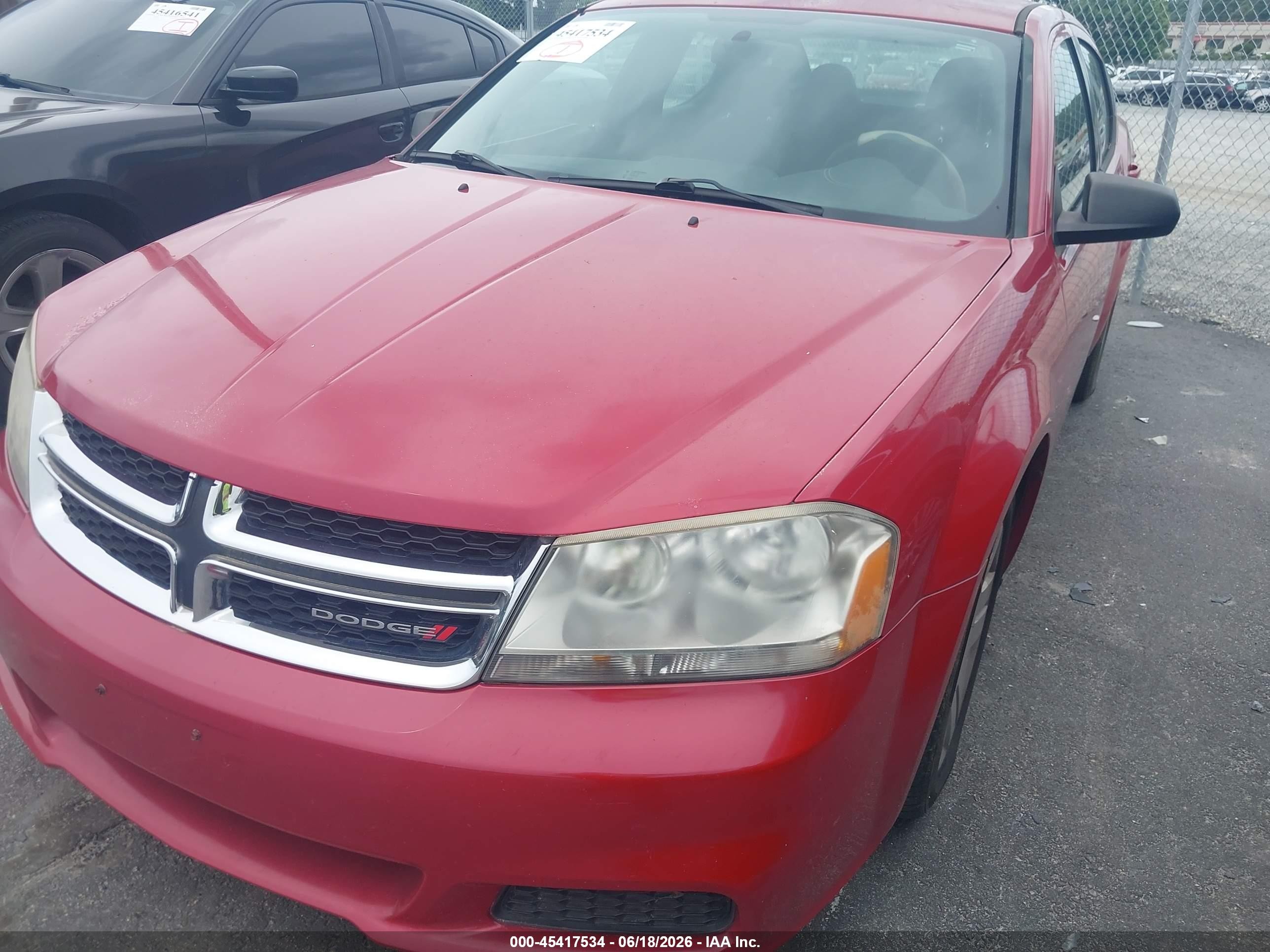 2014 Dodge Avenger Se Красный vin: 1C3CDZAB2EN147733