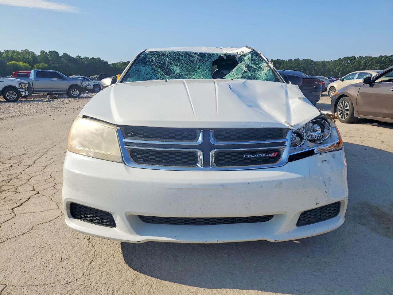 2014 Dodge Avenger Se White vin: 1C3CDZAB2EN166220