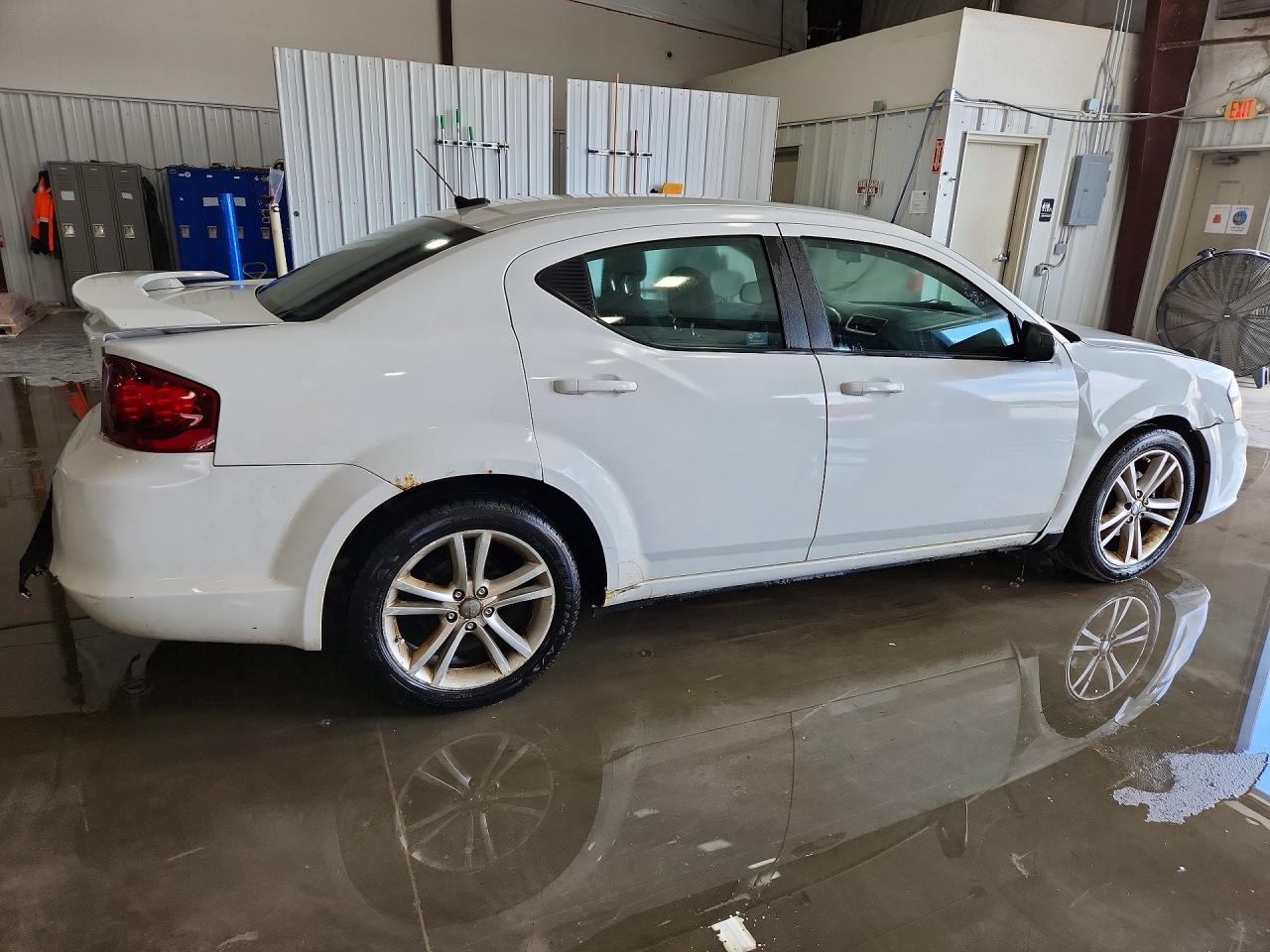 2014 Dodge Avenger Se White vin: 1C3CDZAB3EN149233