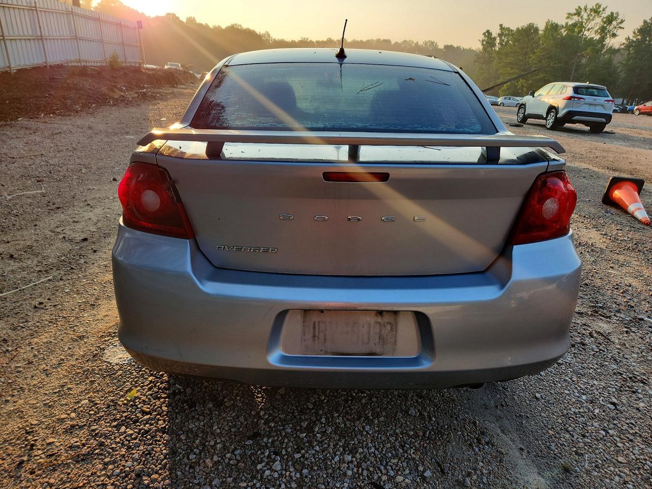 2014 Dodge Avenger Se Gray vin: 1C3CDZAB3EN188274